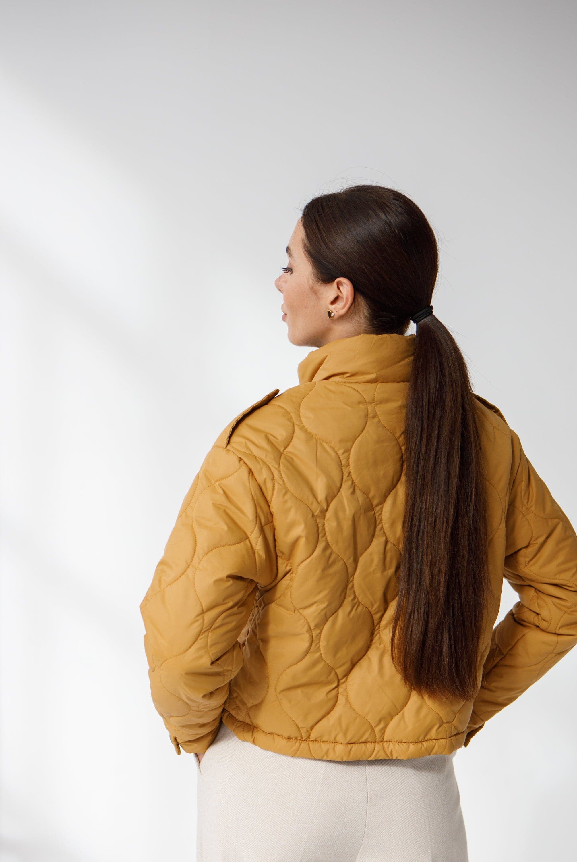 Куртка вкорочена з куліскою по низу - Wear Me