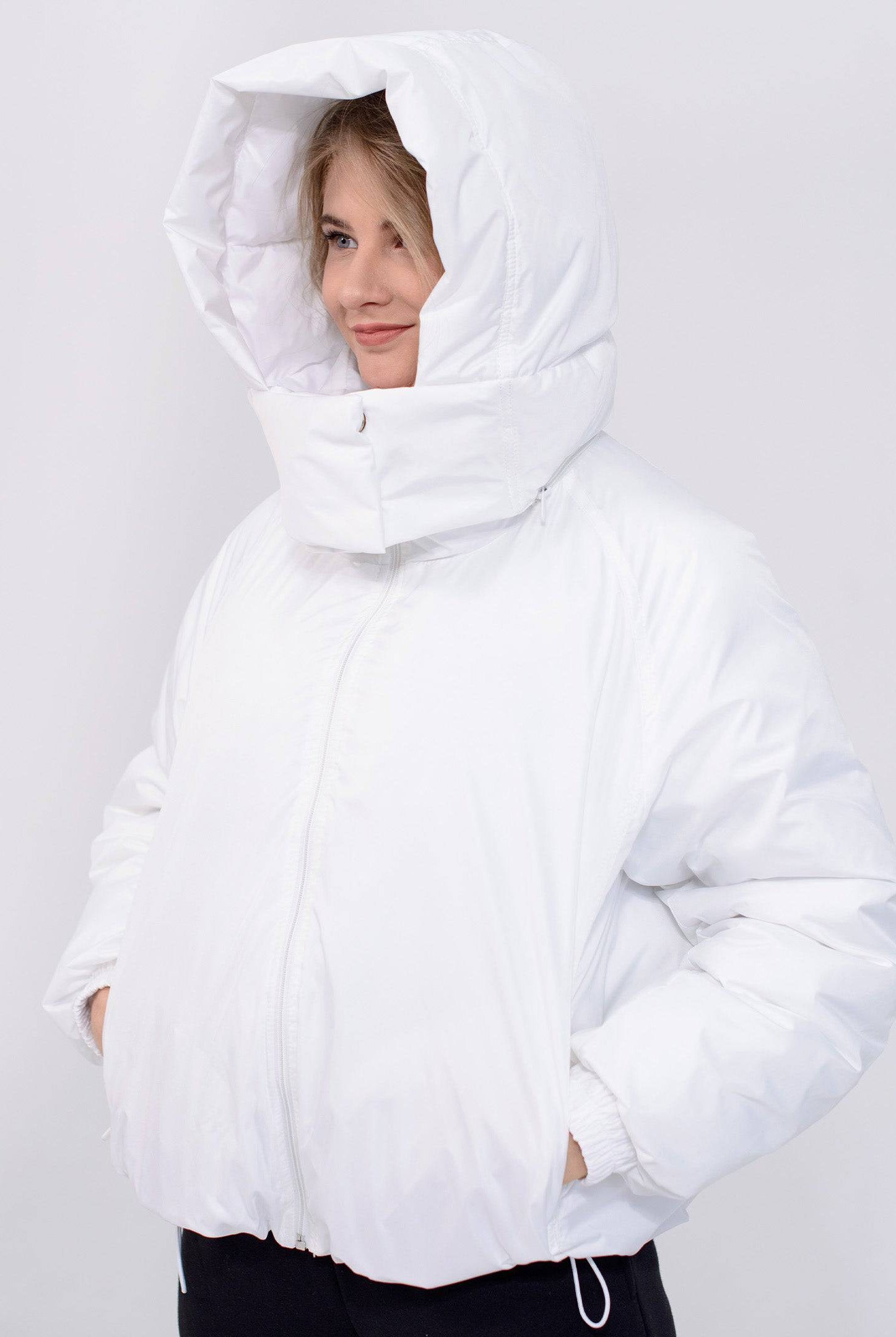 Куртка жіноча кокон легка з капюшоном - Wear Me