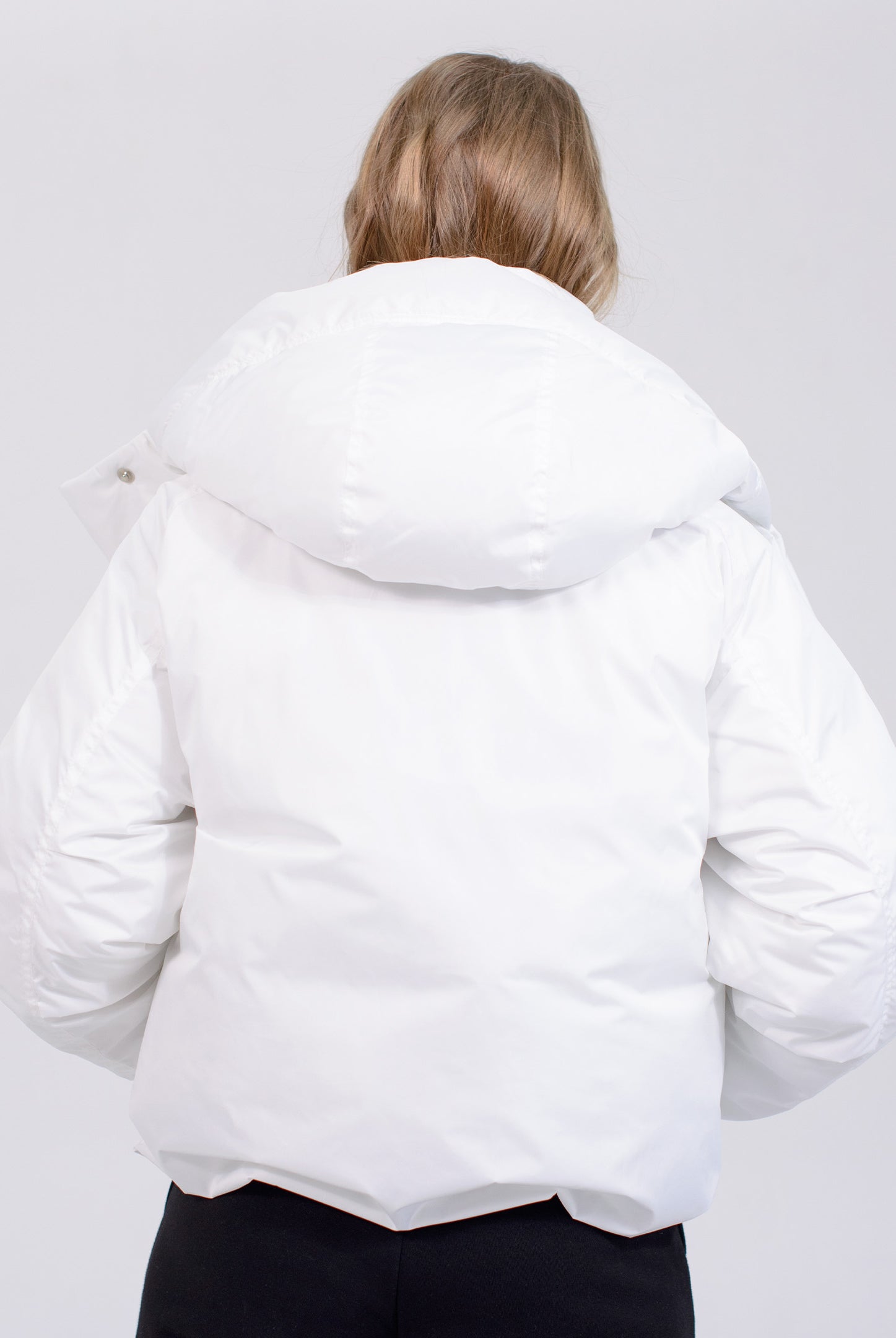 Куртка жіноча кокон легка з капюшоном - Wear Me