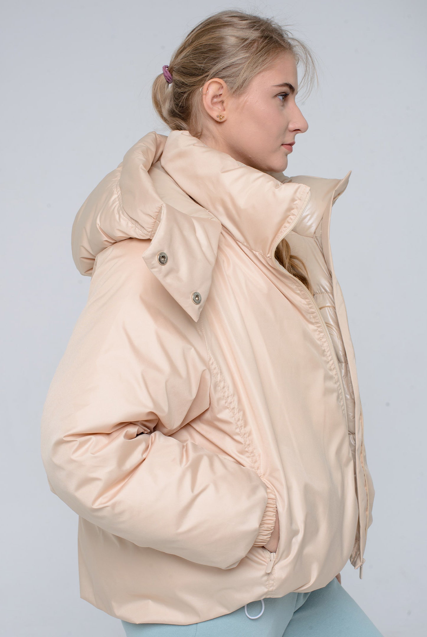 Куртка жіноча кокон легка з капюшоном - Wear Me