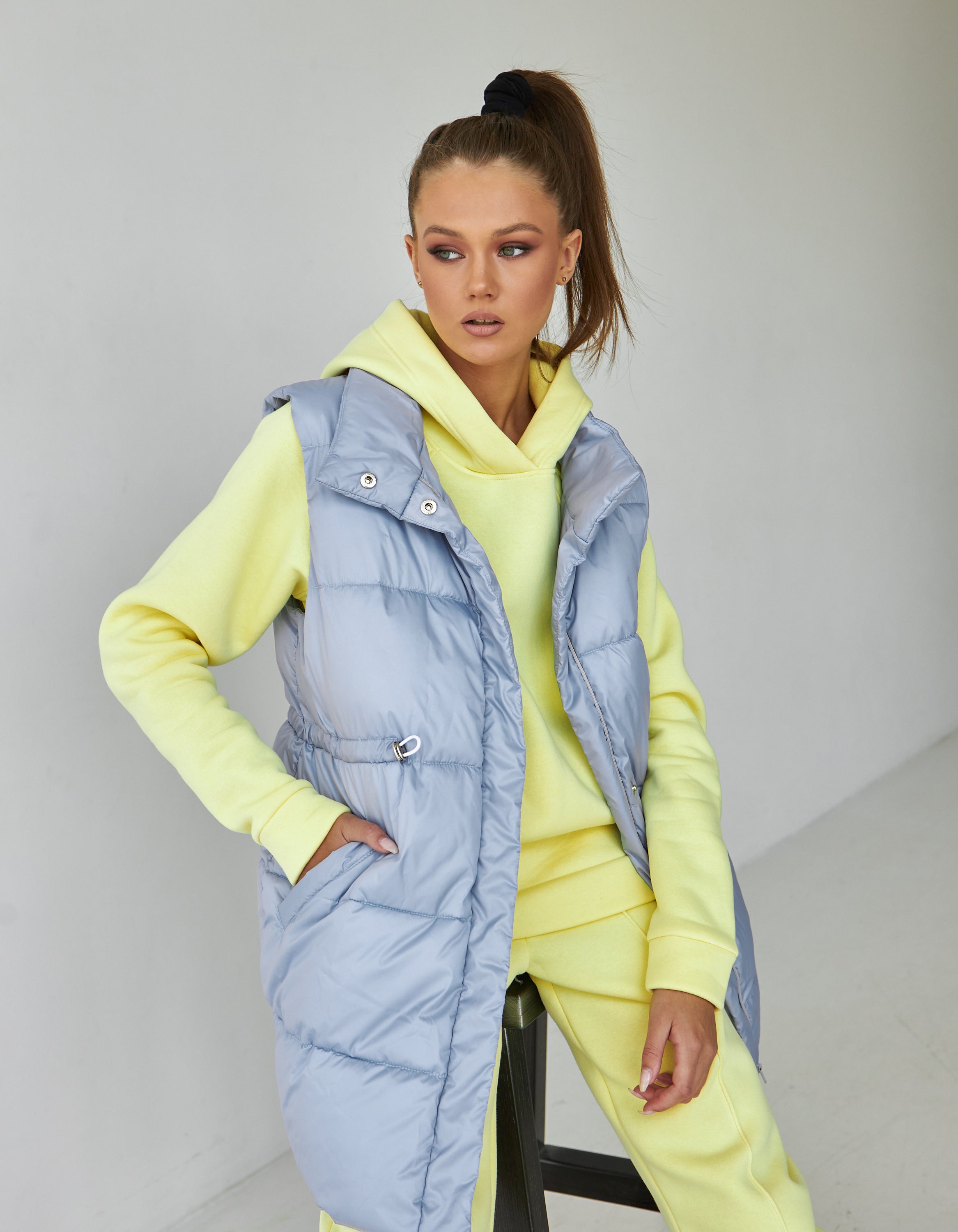 Безрукавка жіноча довга модна на пуху - Wear Me