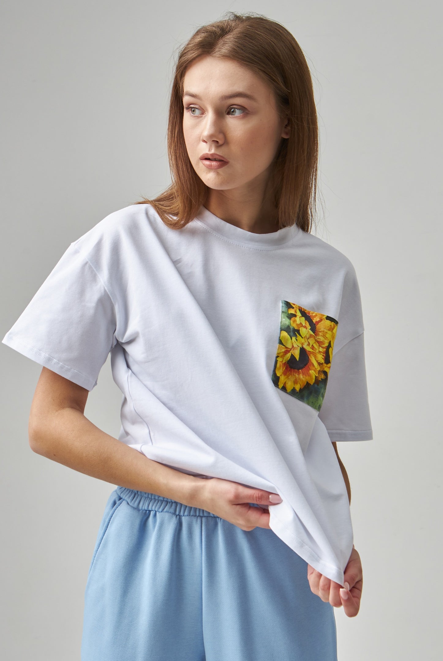 Футболка жіноча з кишенею принт - Wear Me