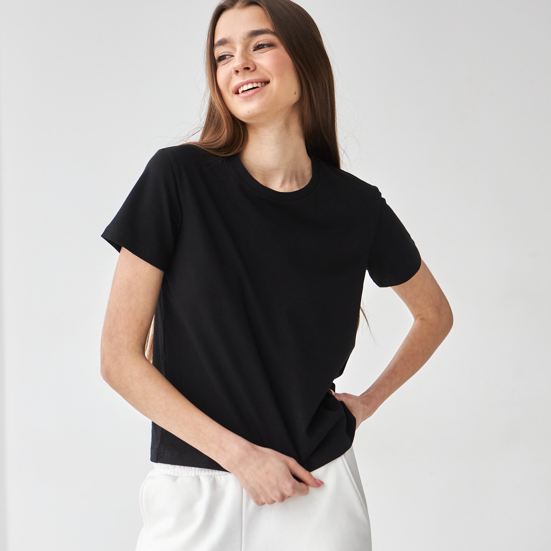 Футболка жіноча базова