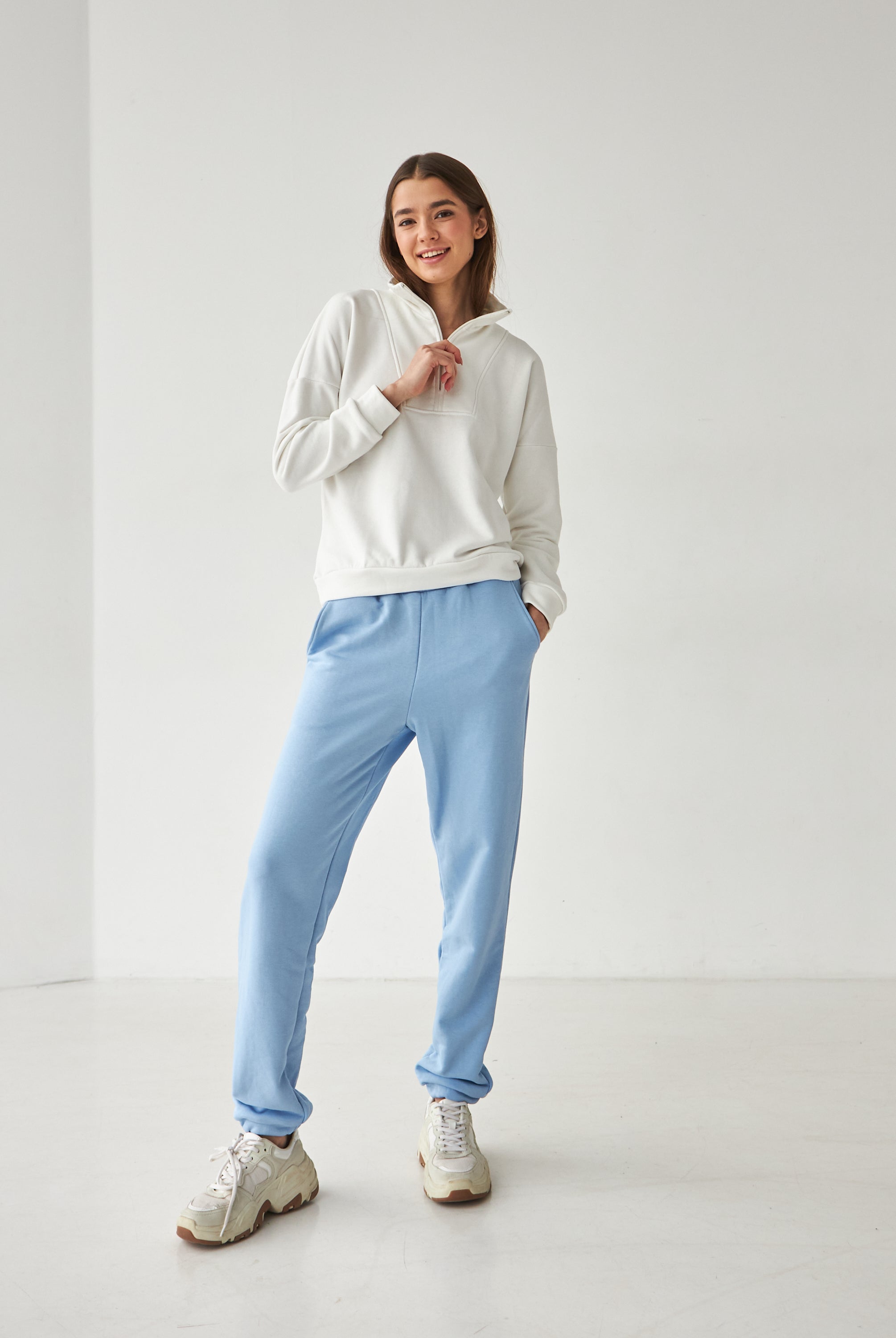 Худі жіноче із замком і високим коміром - Wear Me