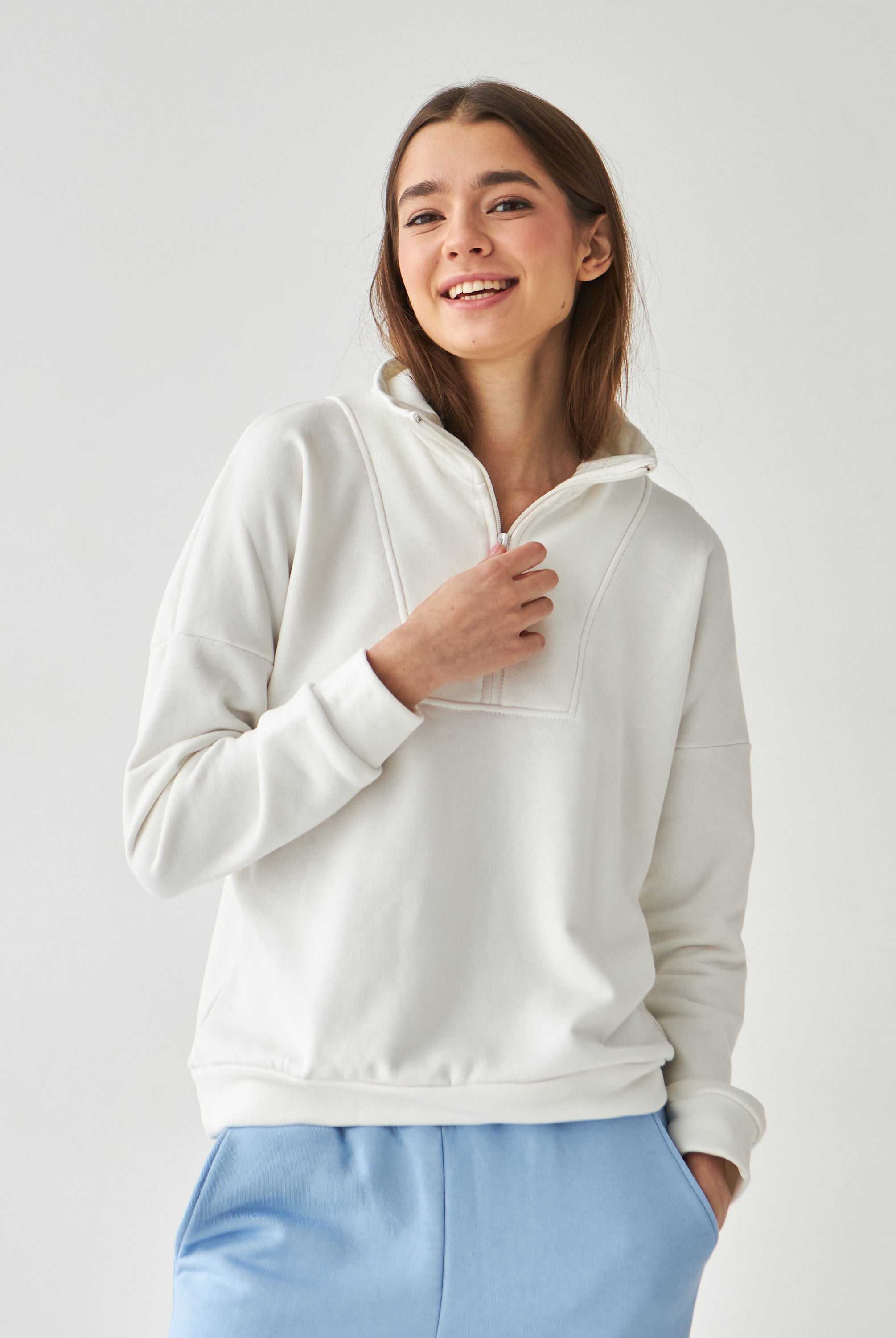 Худі жіноче із замком і високим коміром - Wear Me