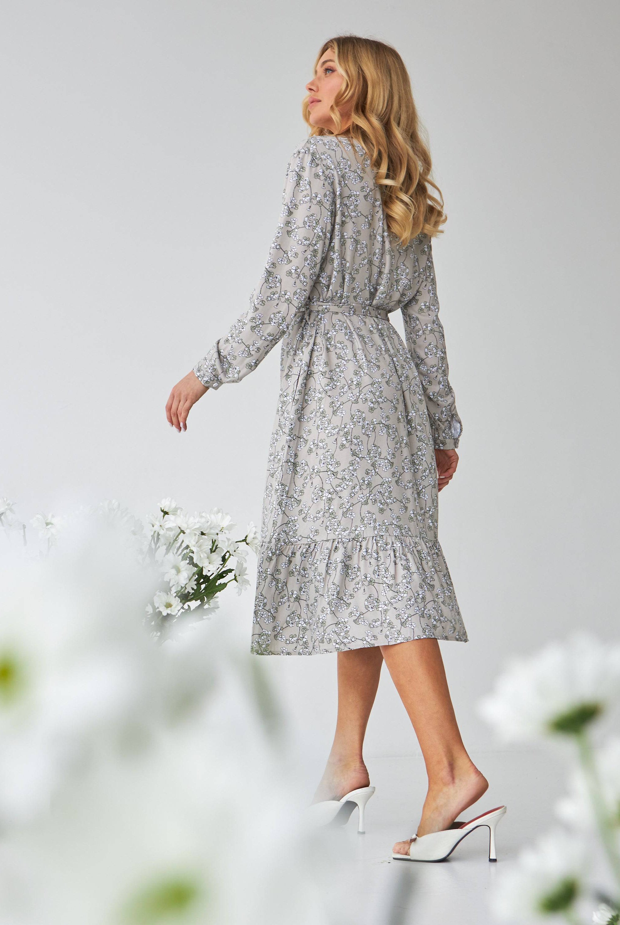 Сукня з довгим рукавом на гудзиках і воланом - Wear Me