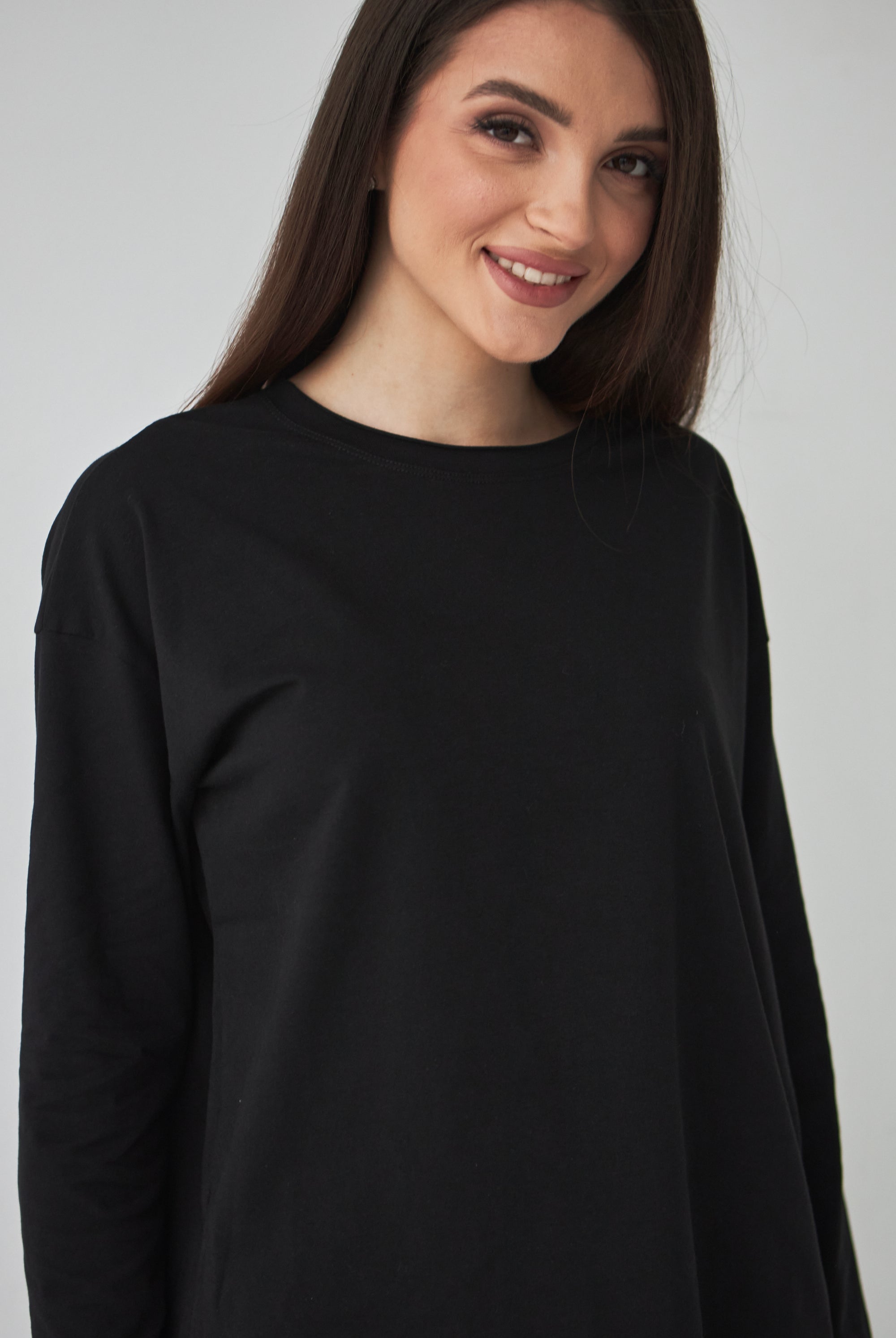 Жіночий лонгслів з відкритим зрізом по горловині - Wear Me