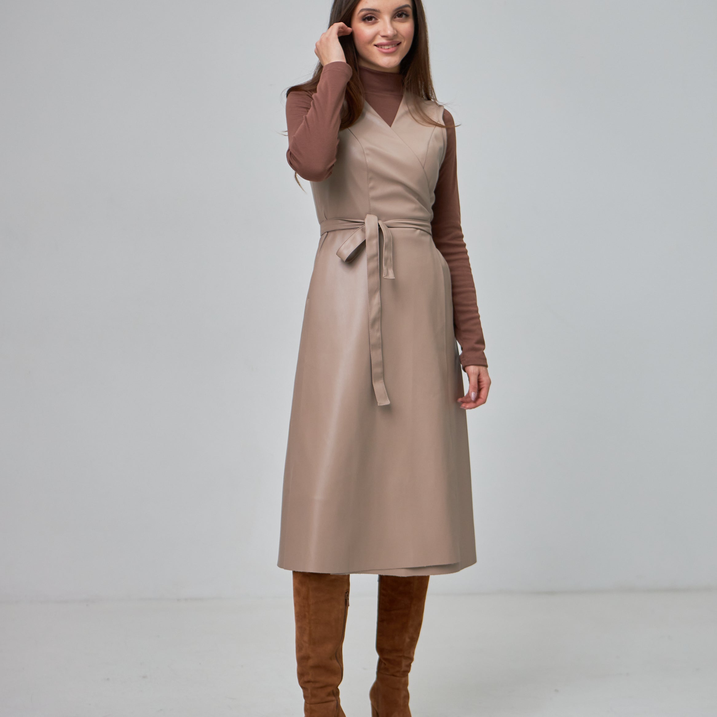 Сарафан з экошкіри з карманами - Wear Me