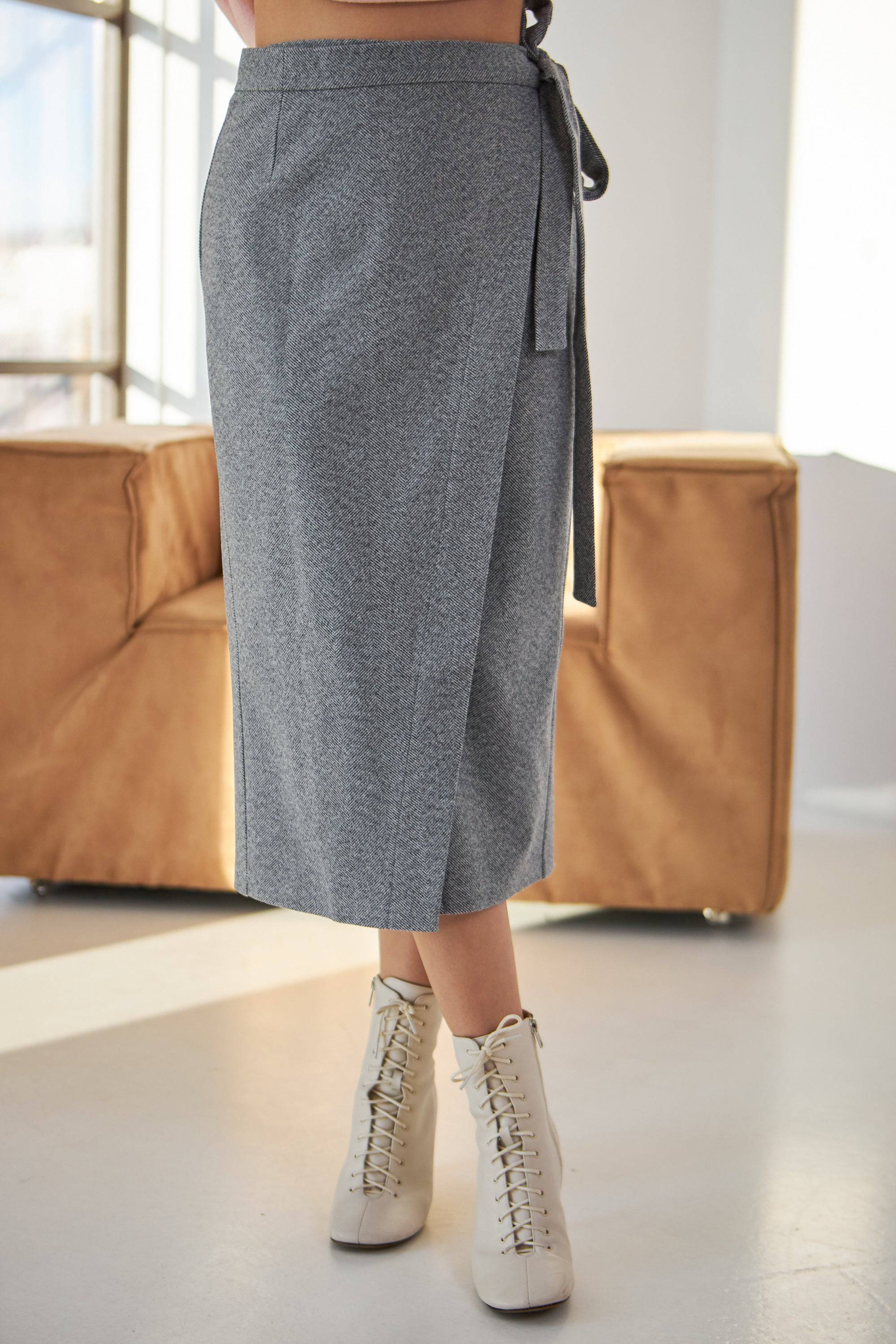 Спідниця в нахлест із теплої костюмки - Wear Me