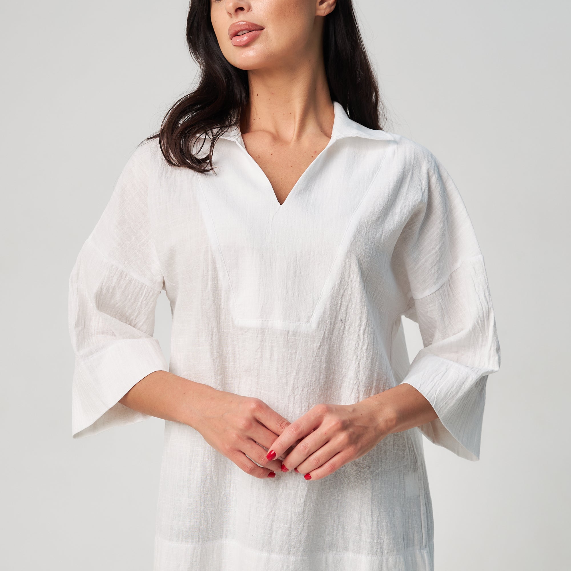 Блуза з коміром та планкою