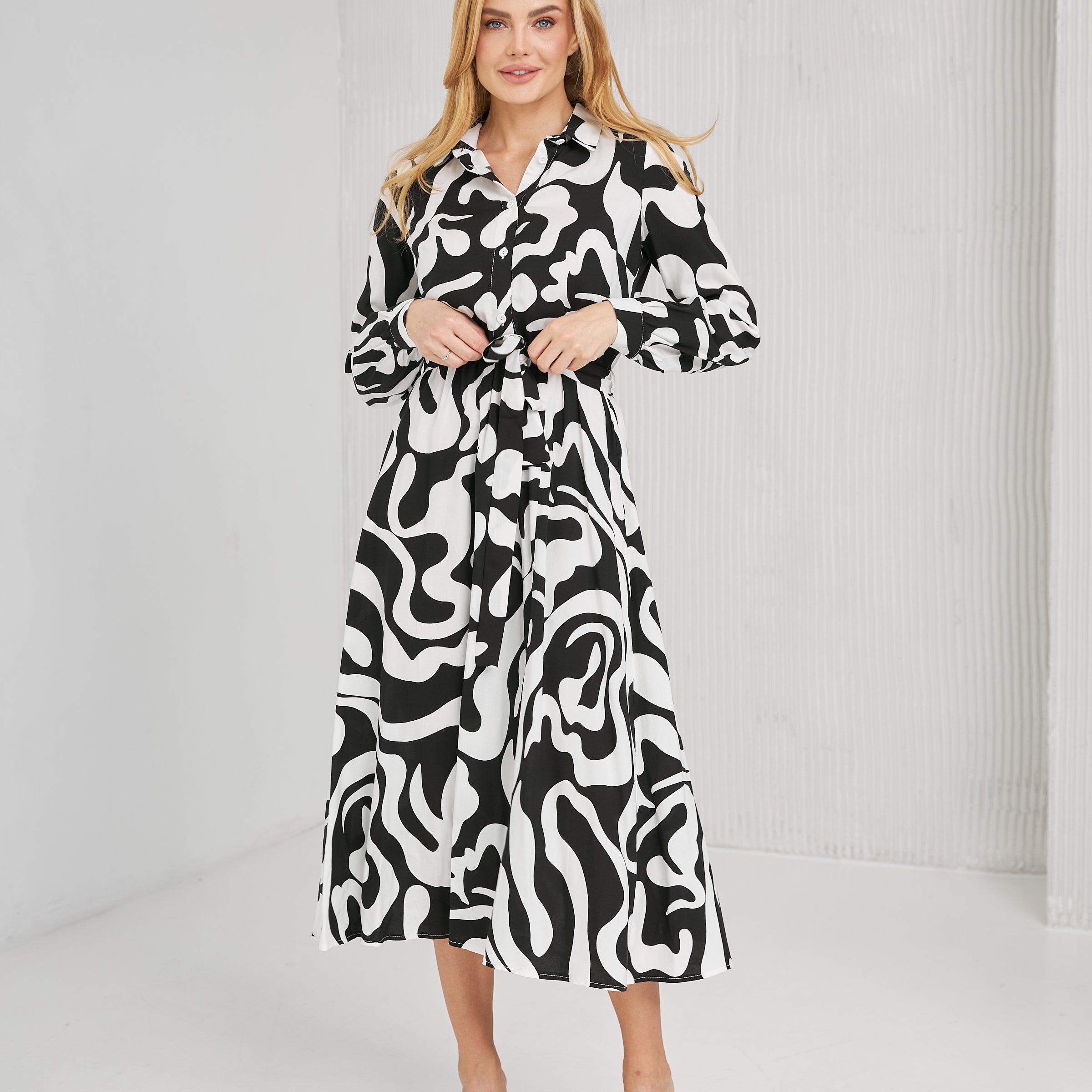 Сукня міді з розрізом і гудзиками - Wear Me