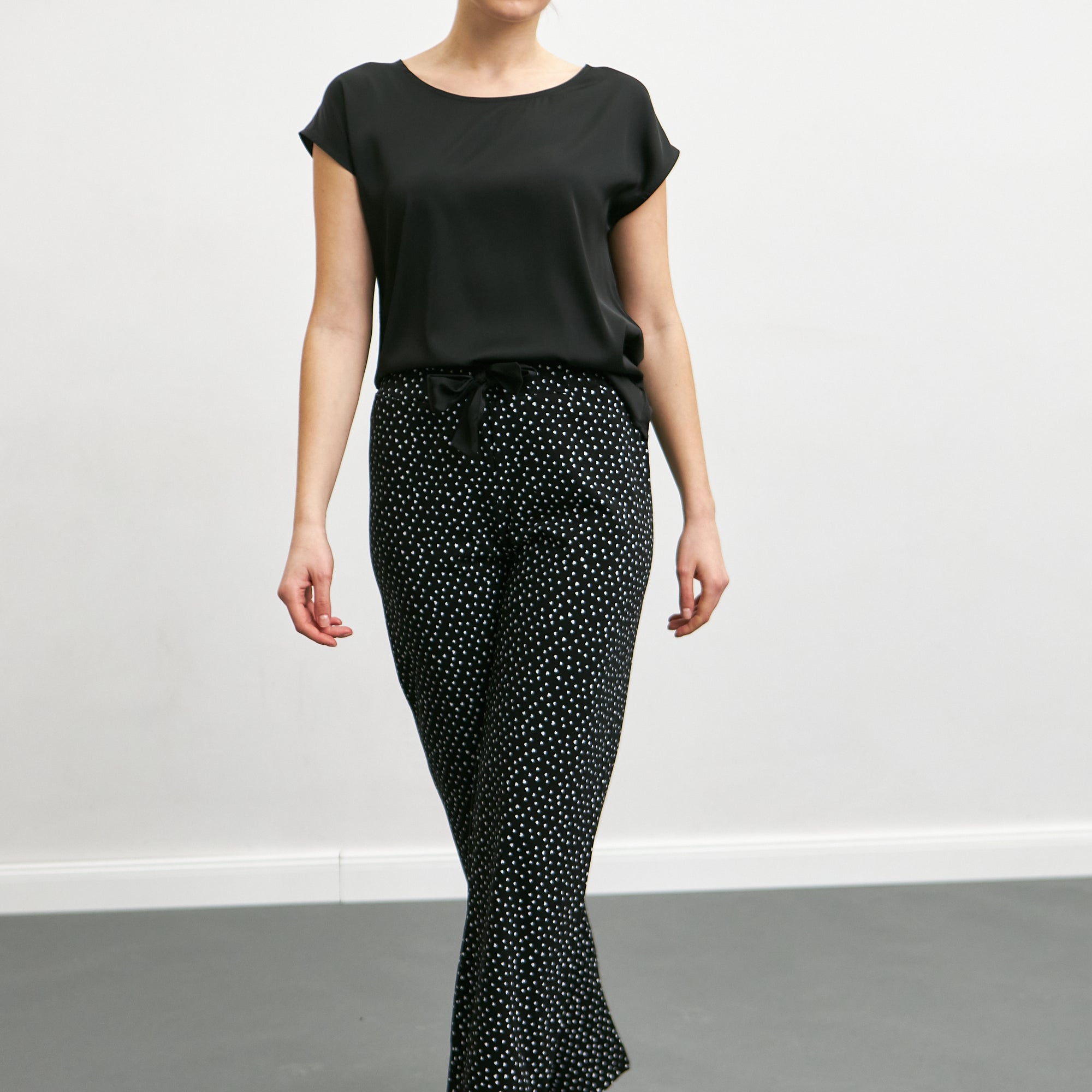 Штани на зав'язці