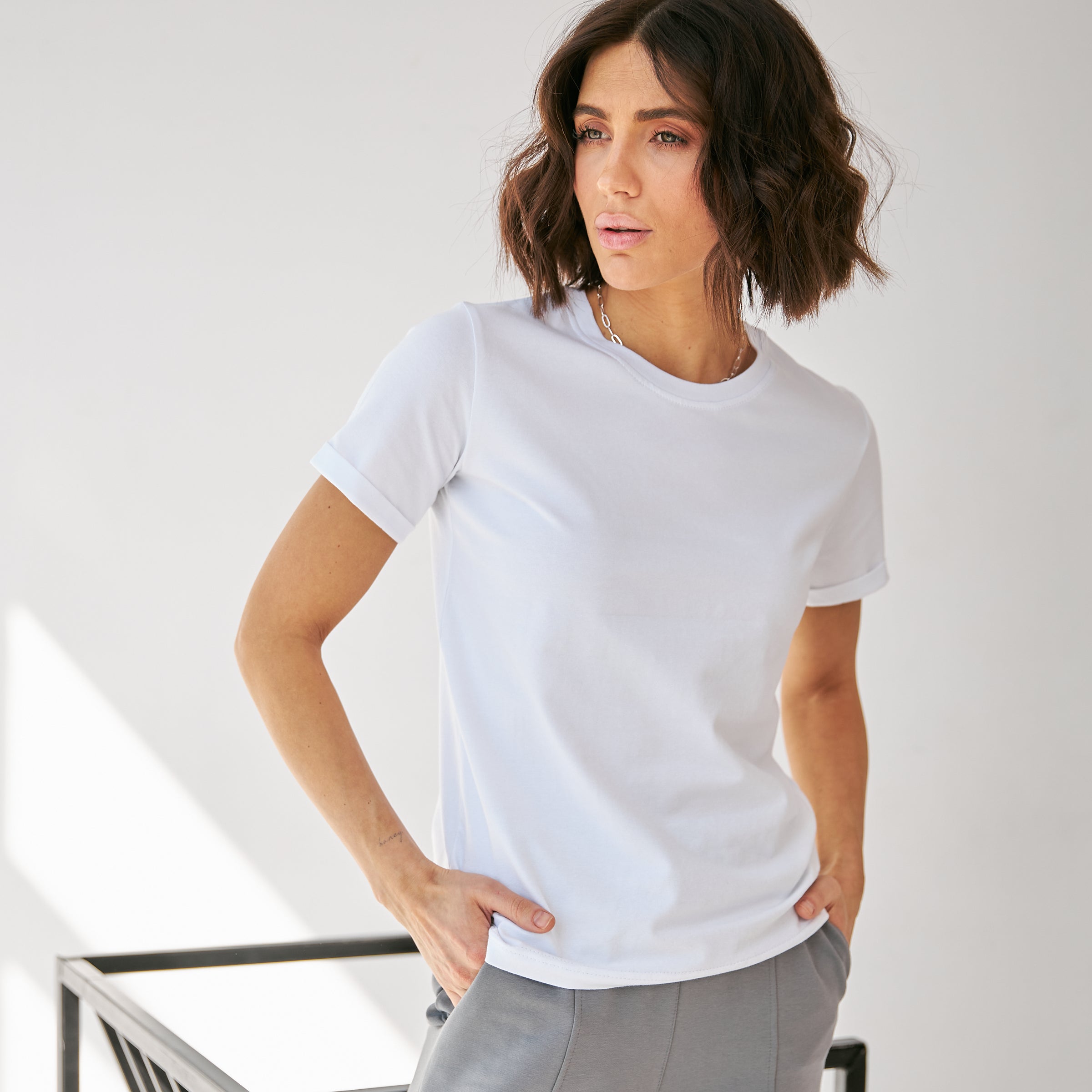 Футболка база з манжетами