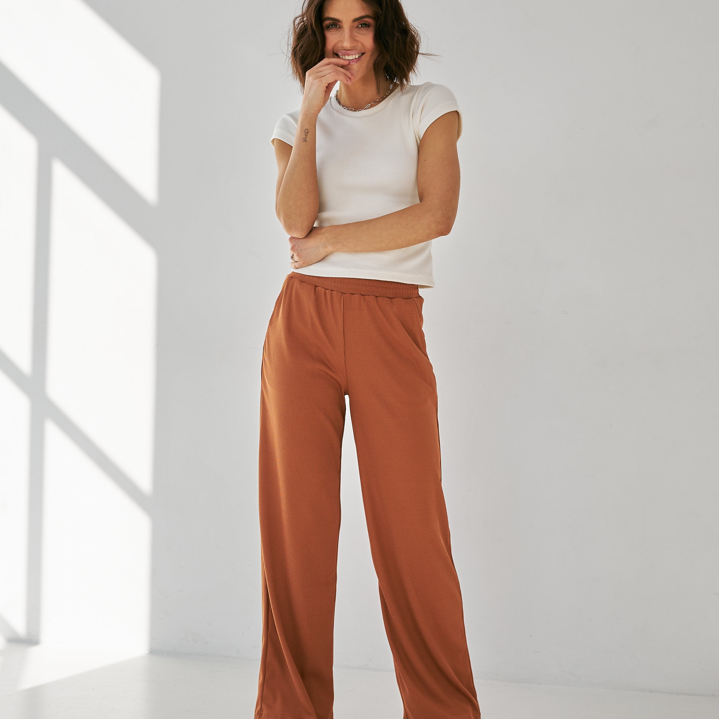 Брюки із рубчика с поясом