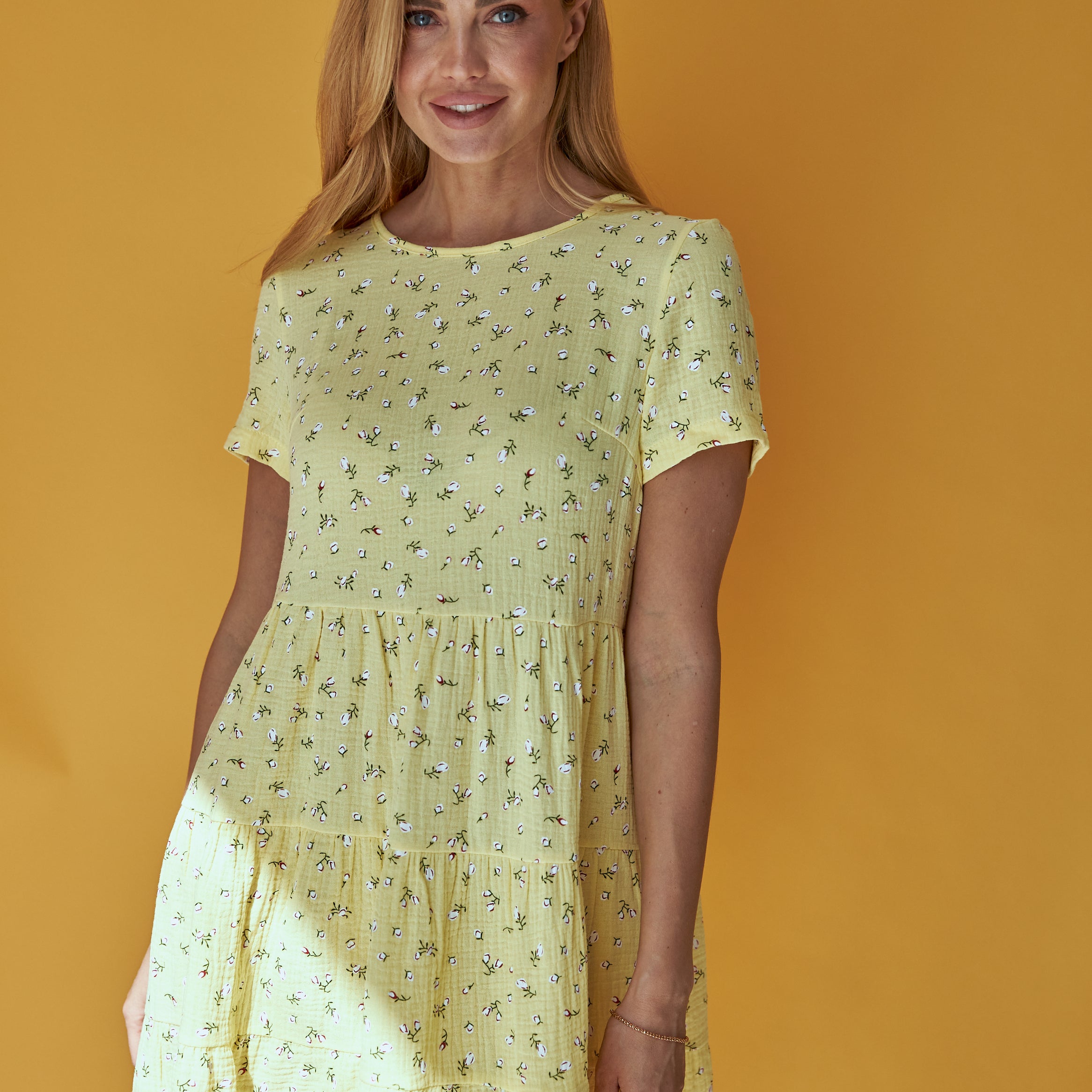 Сукня триярусна міні