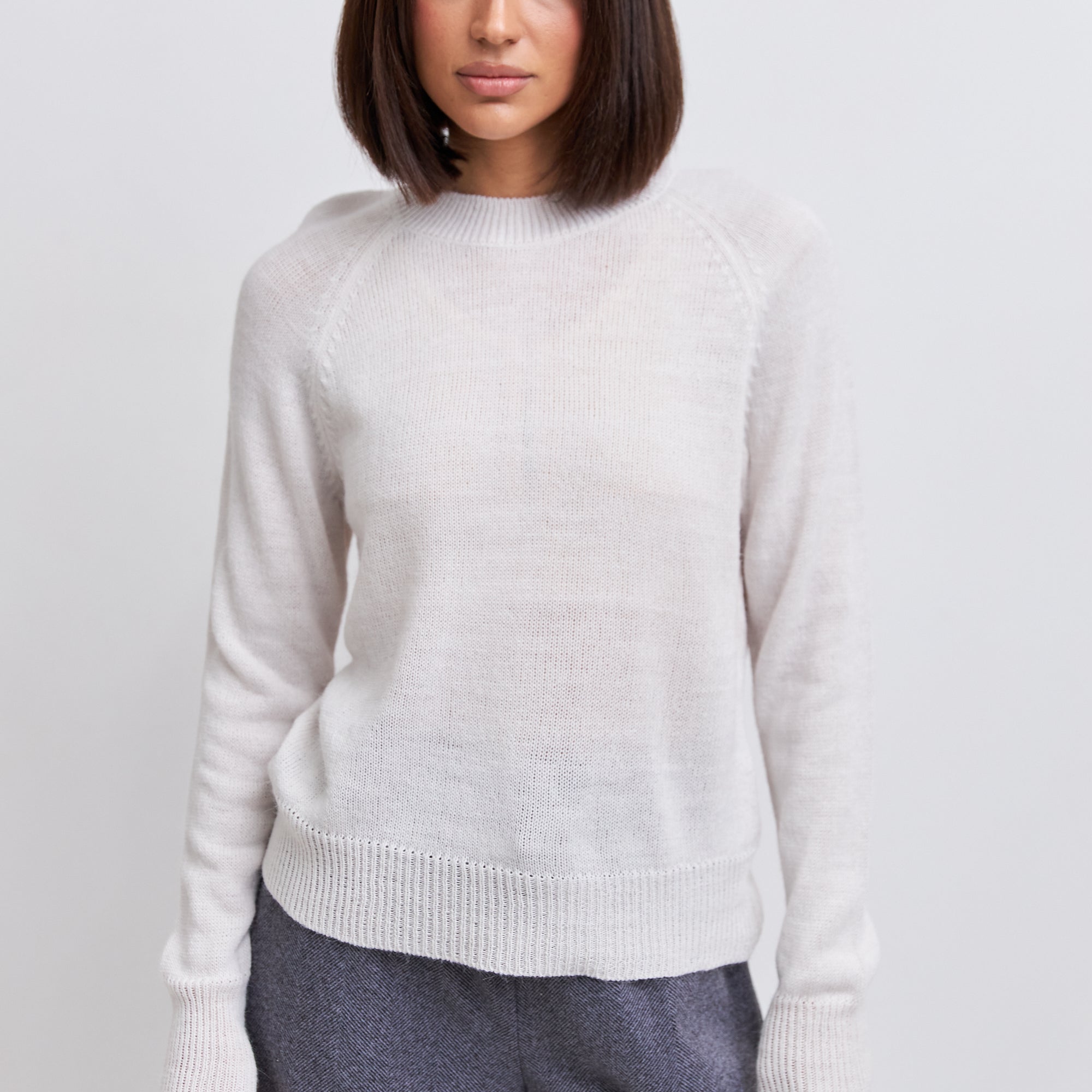 Светр реглан укорочений