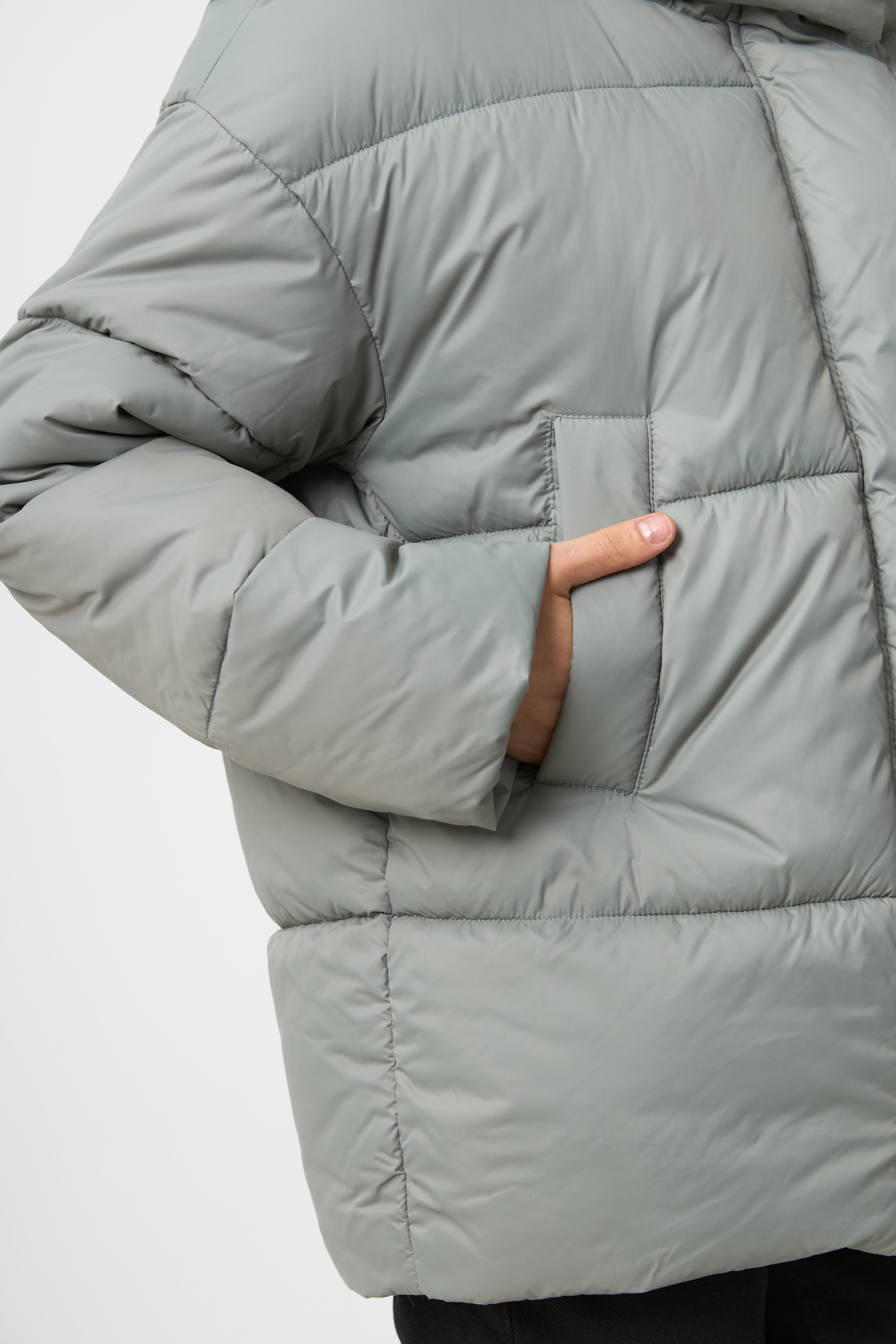 Зелений оливковий