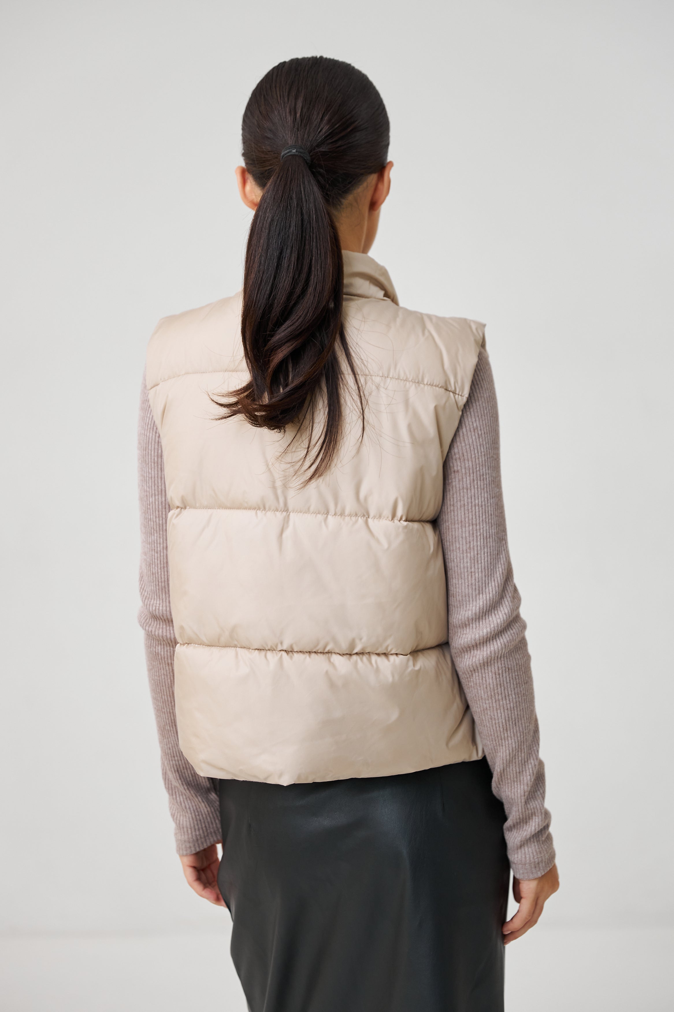 Бежевий (світлий)