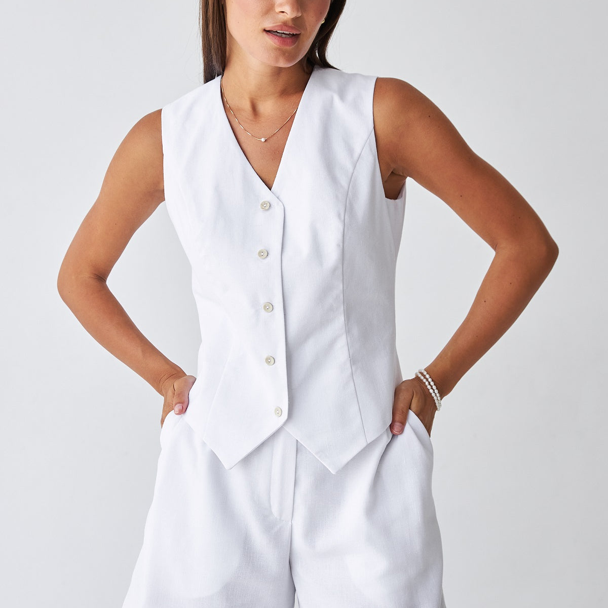 Шорти бермуди з льону