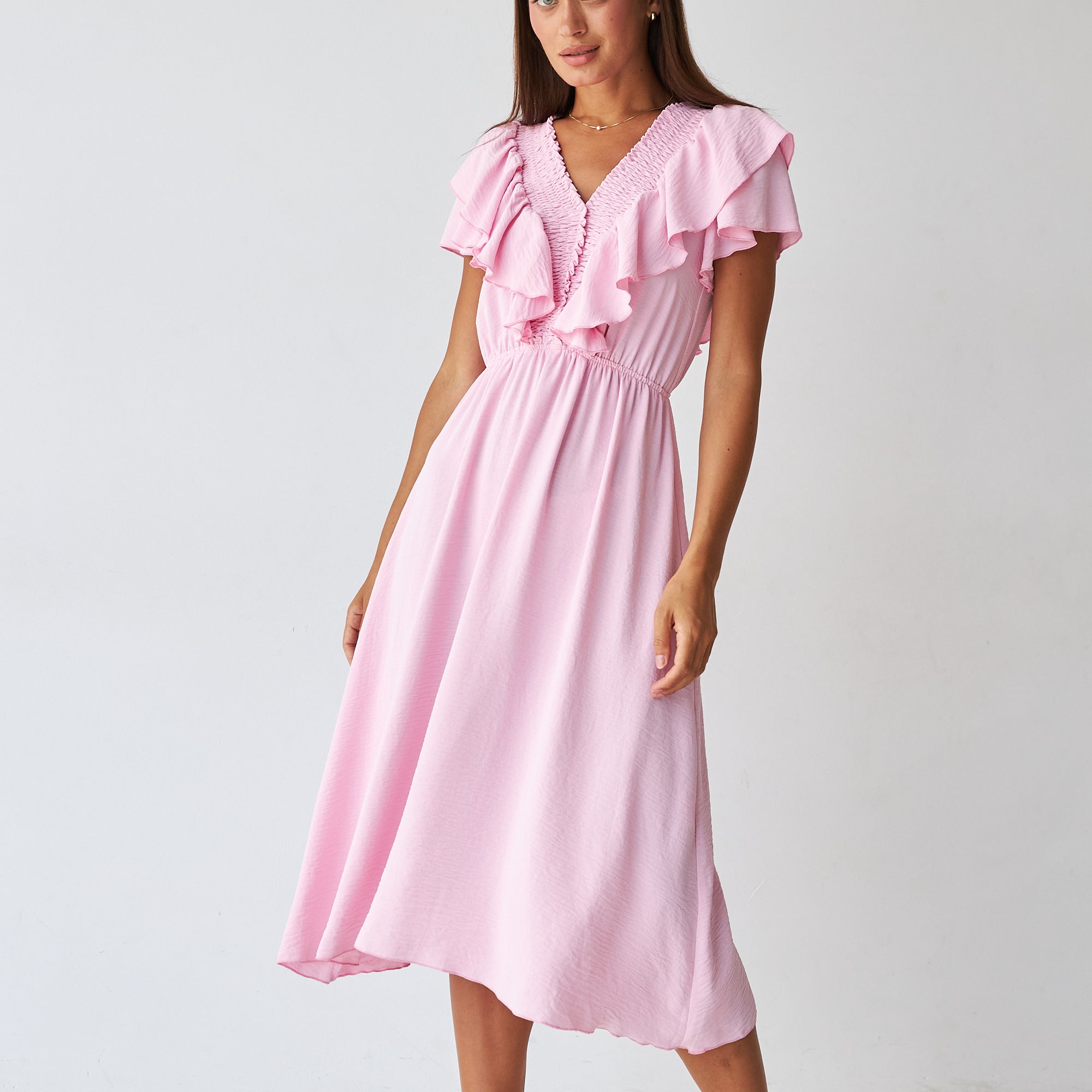 Сукня з резинкою по планці і рюшами