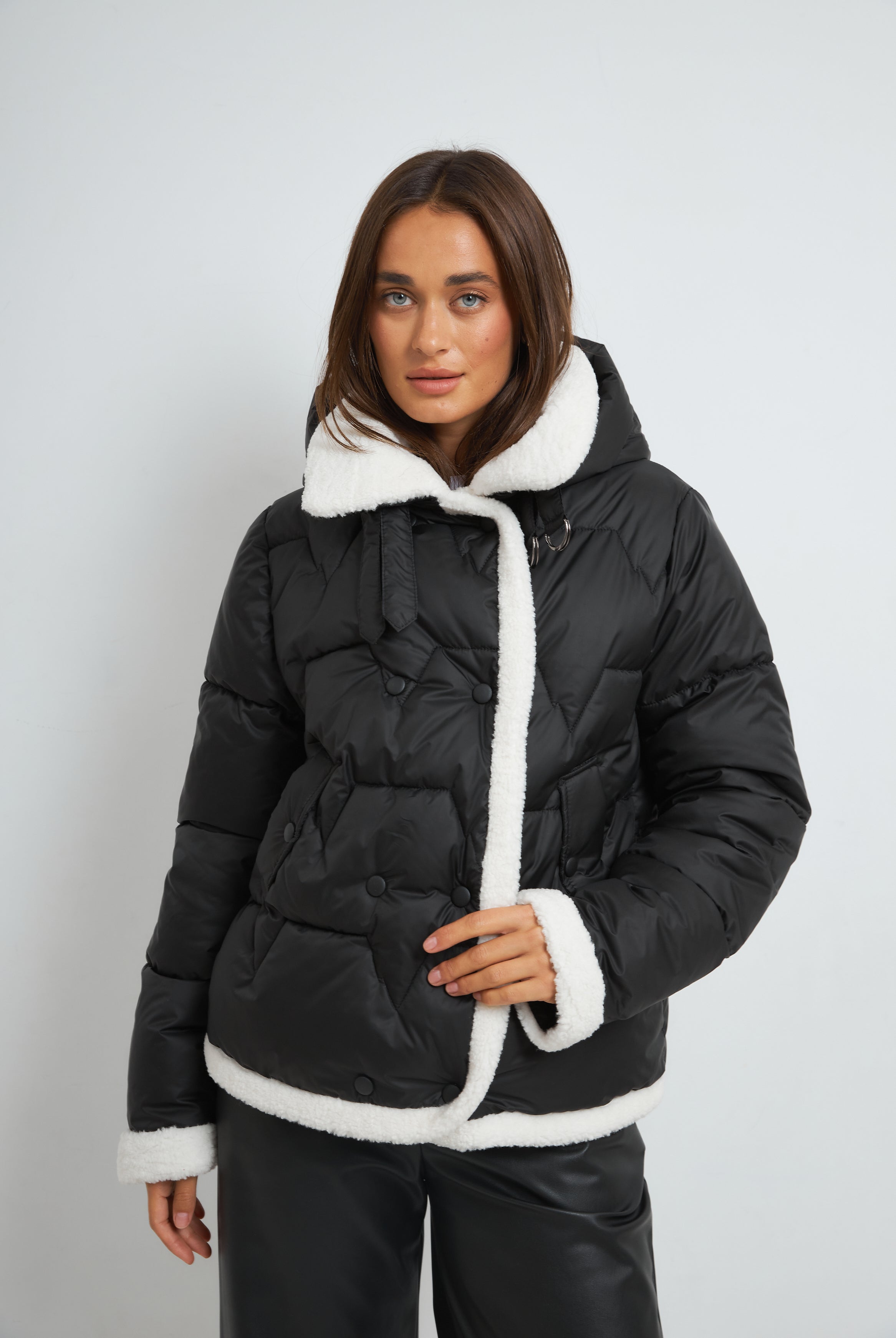 Куртка стьобана з обробкою овчиною - Wear Me
