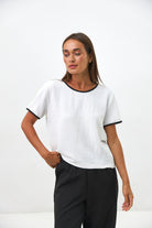 Блуза-футболка з контрасним кантом - Wear Me