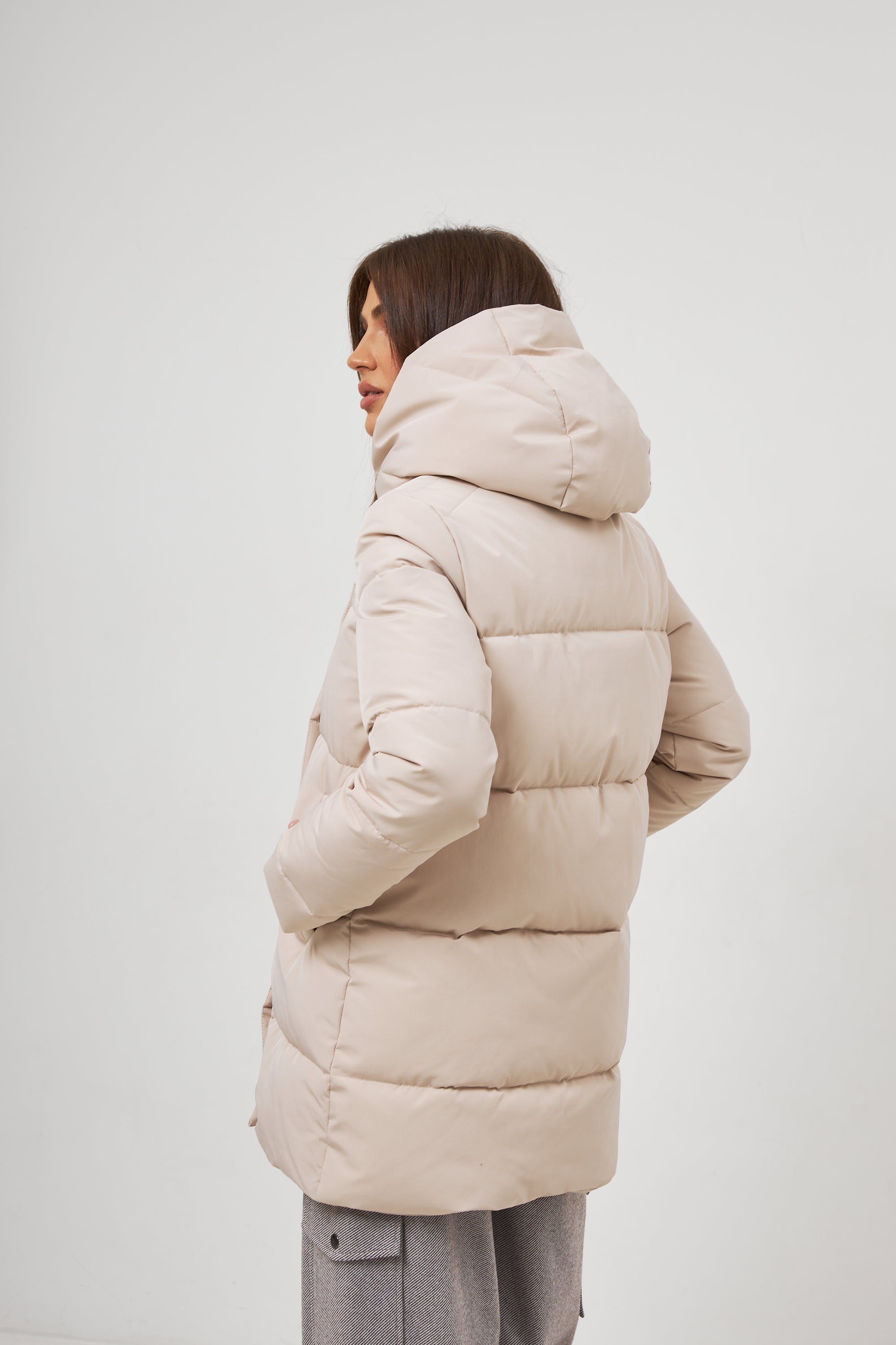 Бежевий (кремовий)