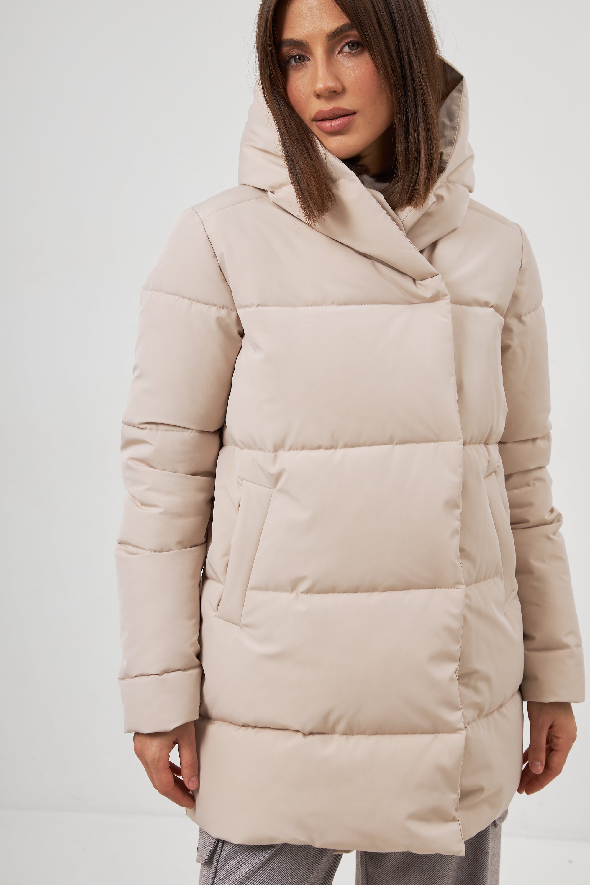 Бежевий (кремовий)