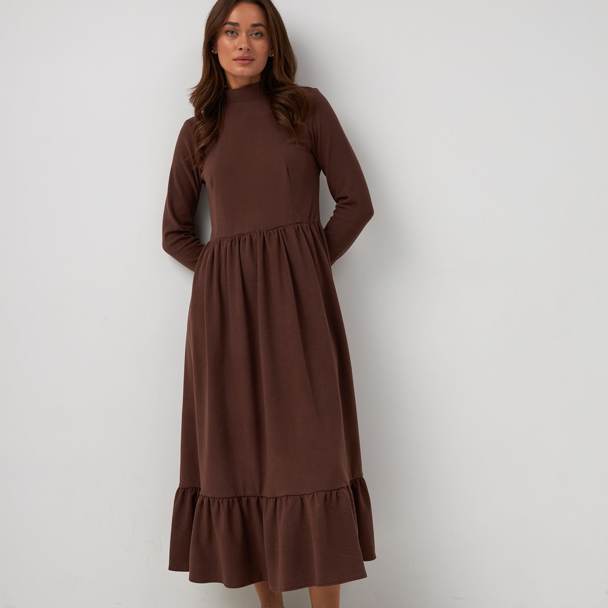 Сукня двоярусна з коміром стійка