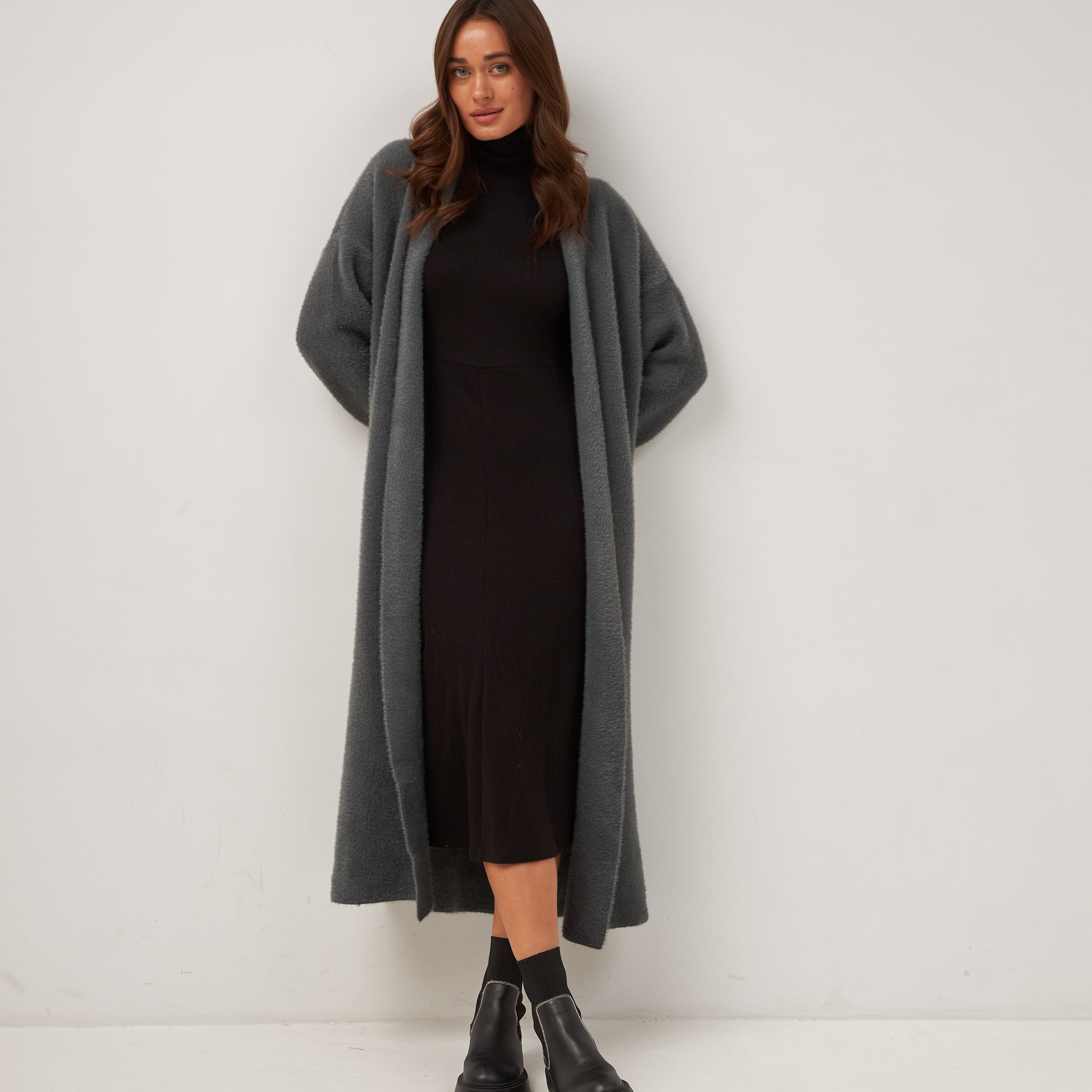 Кардиган в'язаний максі