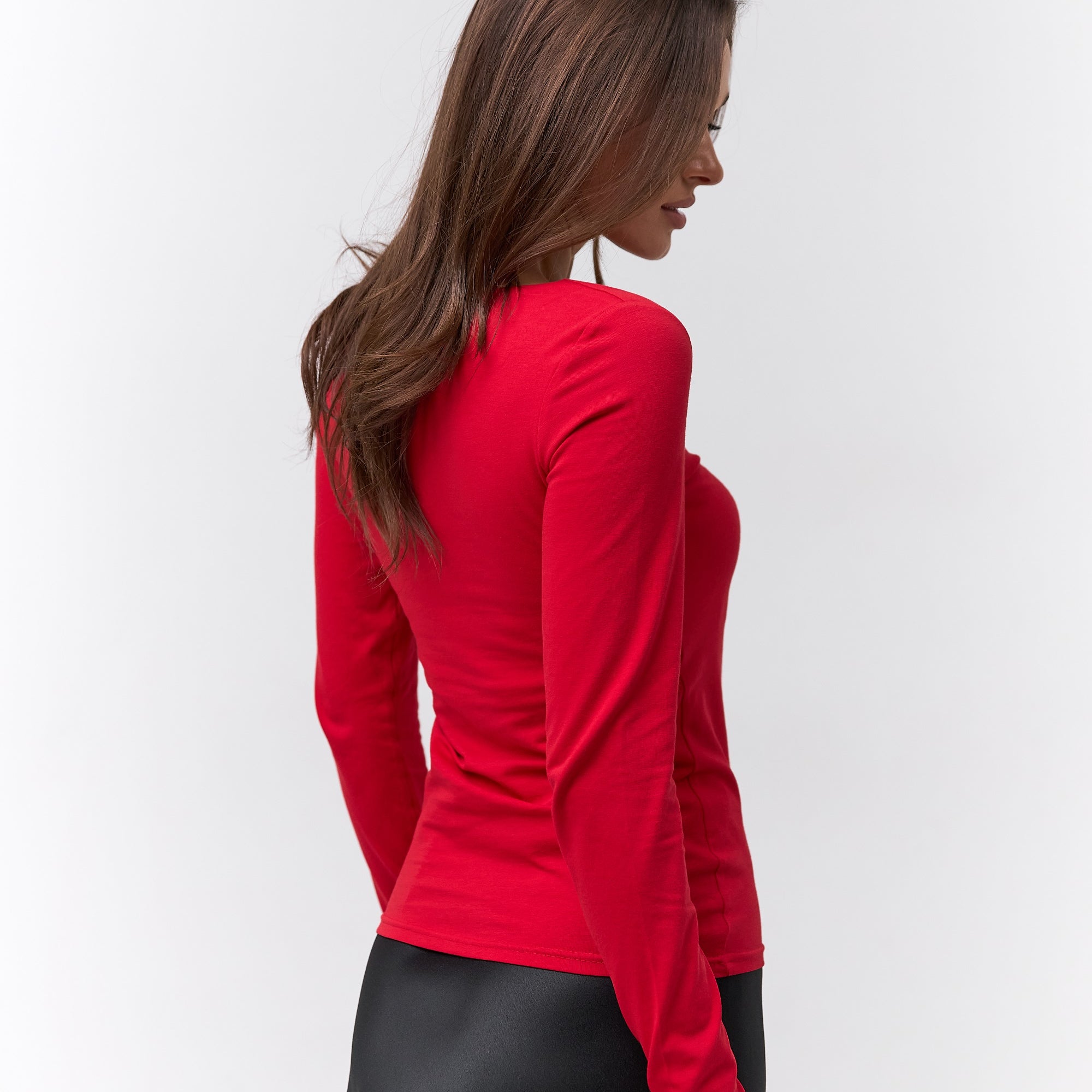 Лонгслів з круглим вирізом