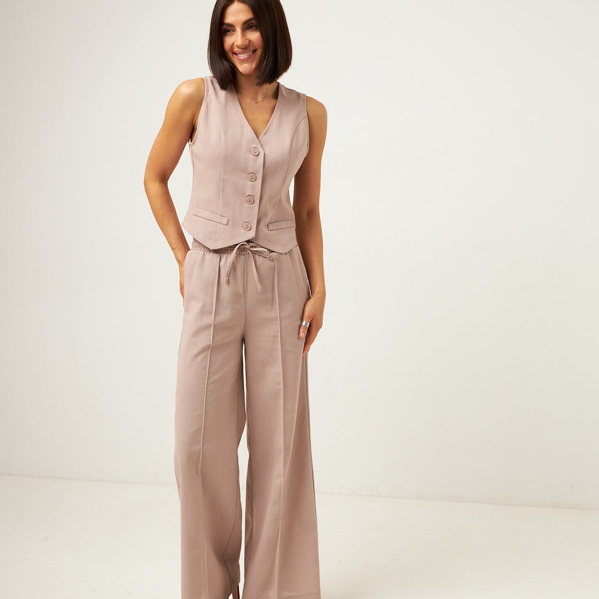 Жилет з льону класичний