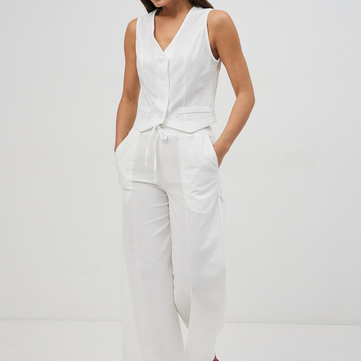 Жилет з льону класичний