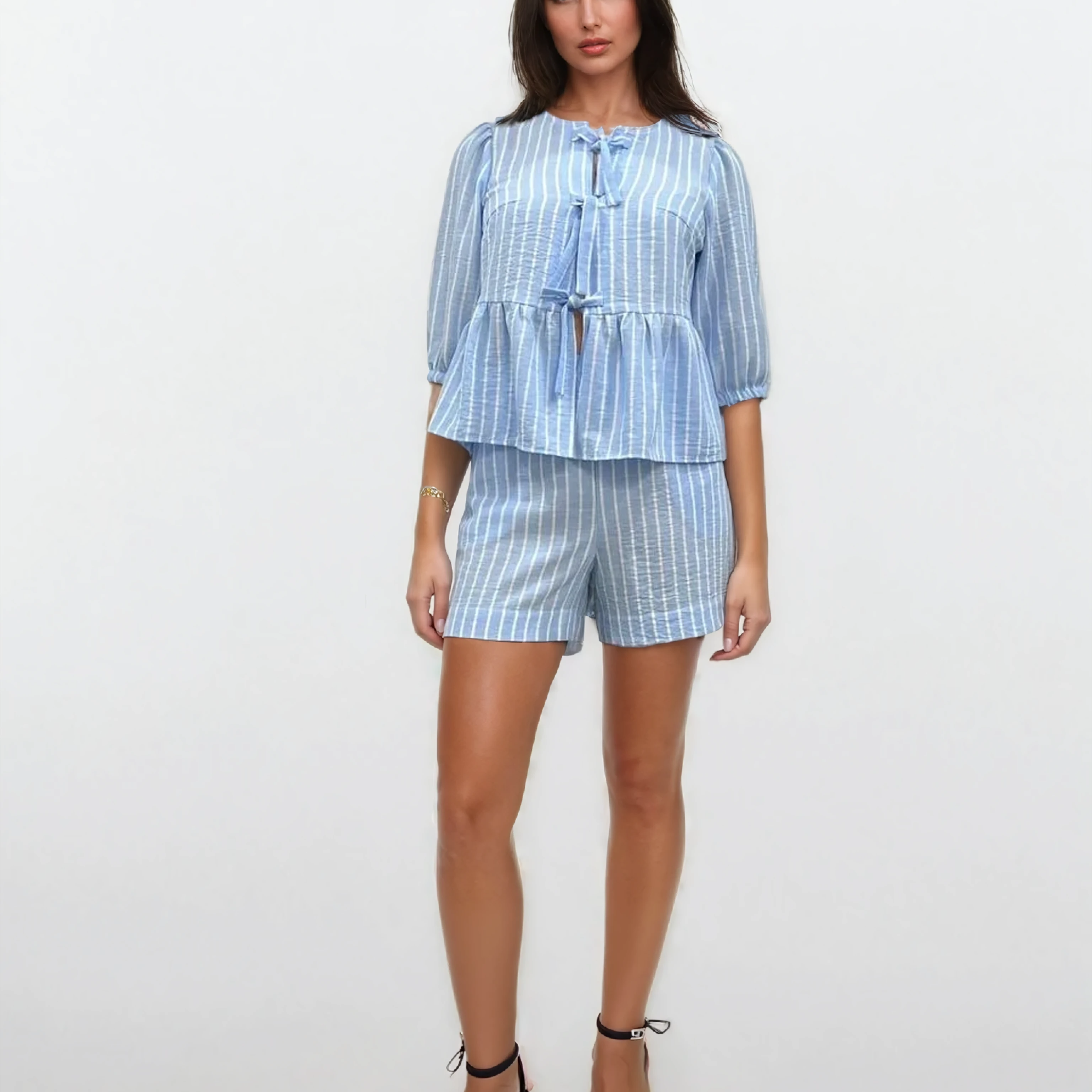 Шорти в смужку з льону