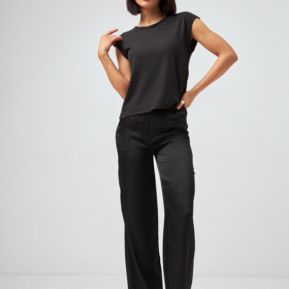 Брюки прямі шовкові