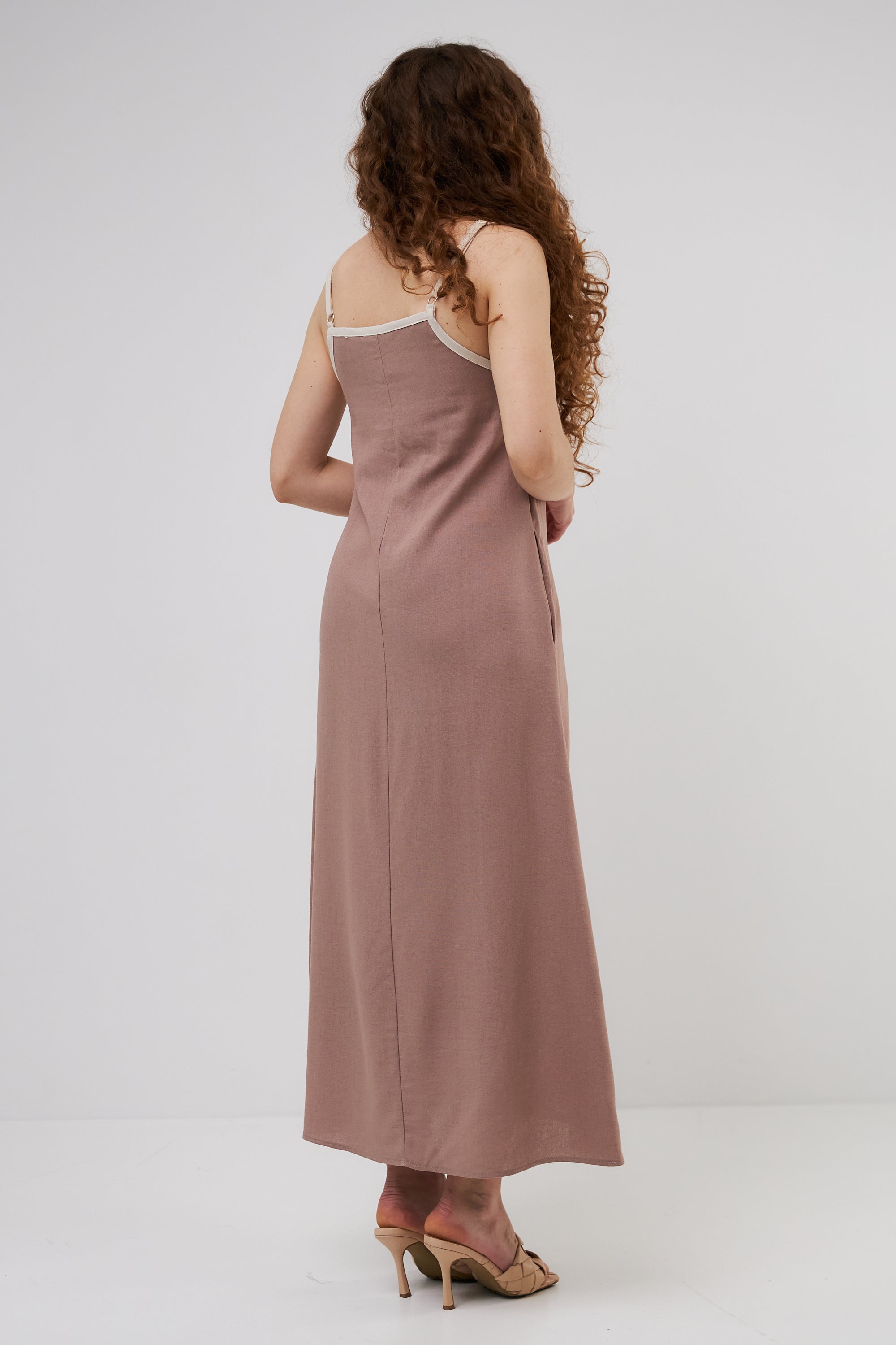 Коричневий (шоколадний)