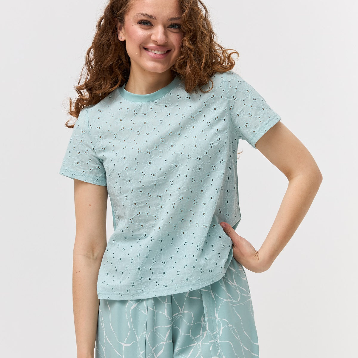 Блуза з батиста