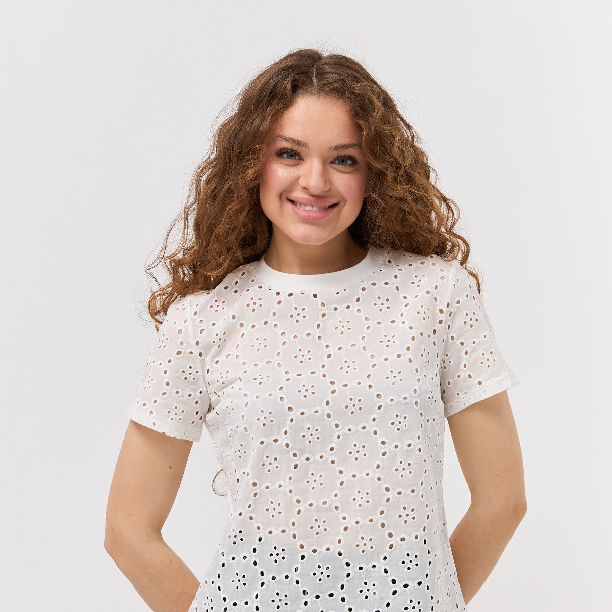 Блуза з батиста