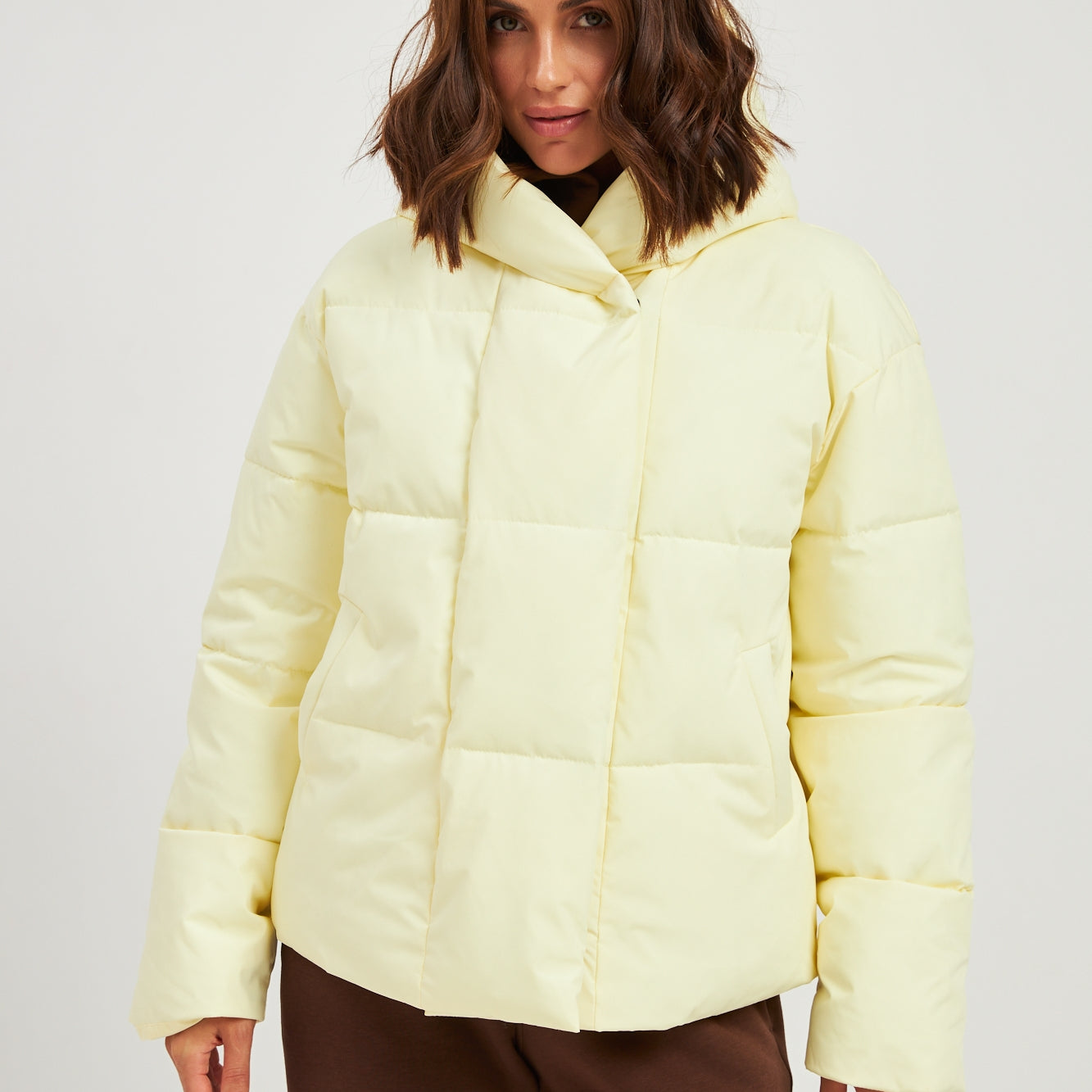 Жовтий (світлий)