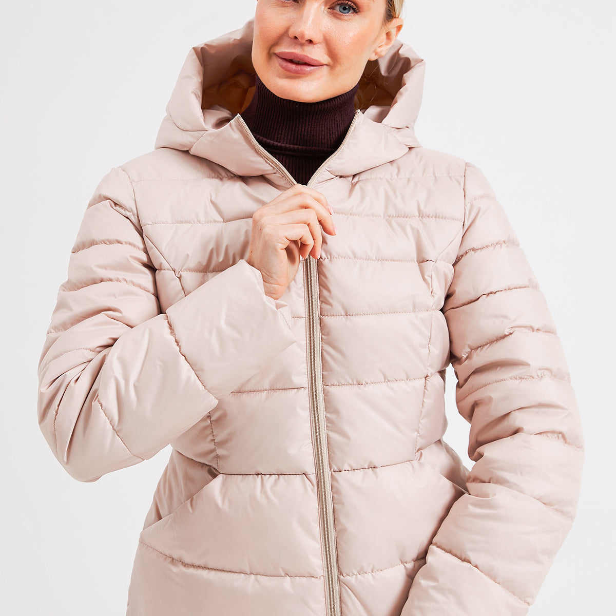 Куртка на блискавці з капюшоном