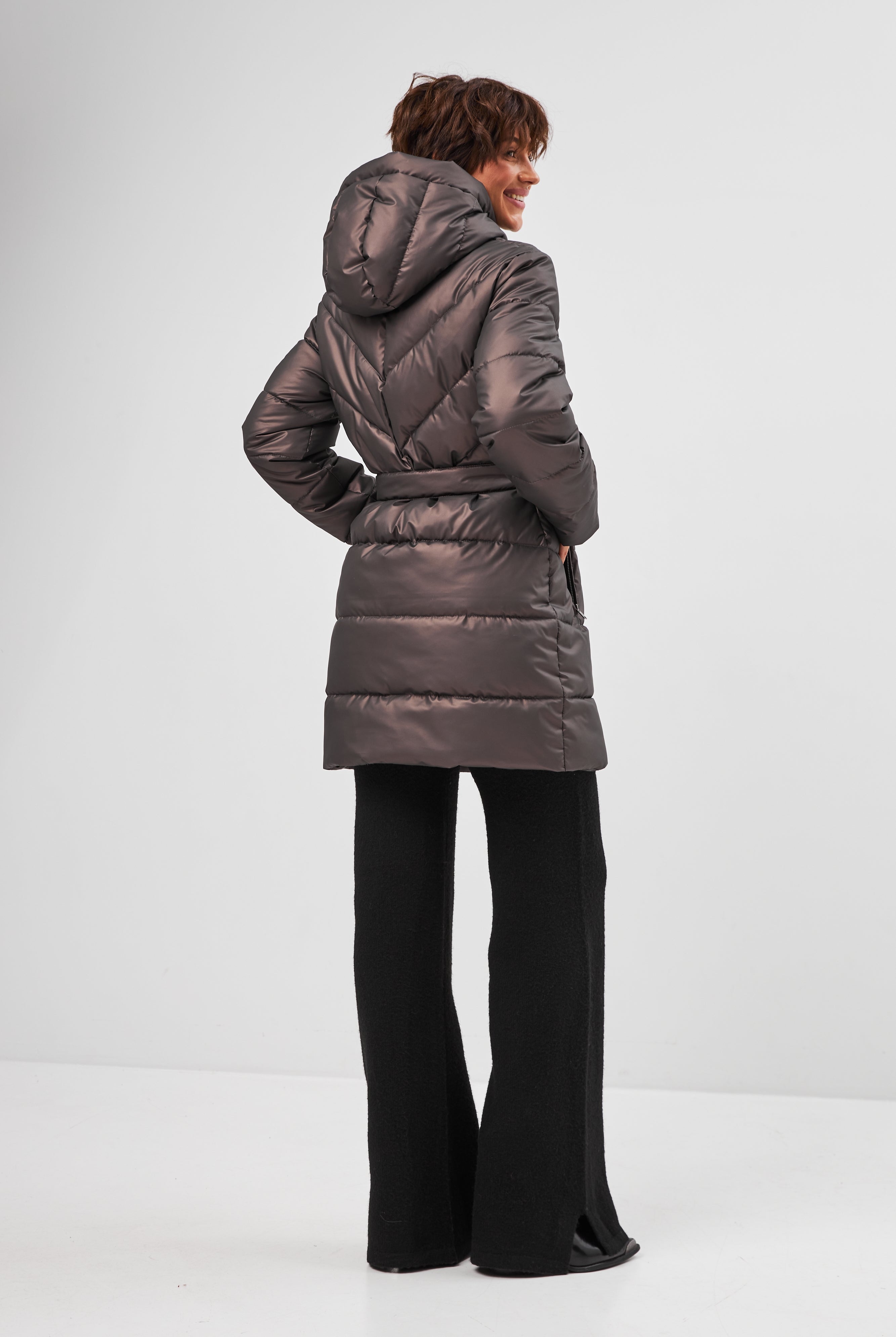 Коричневий (шоколадний)