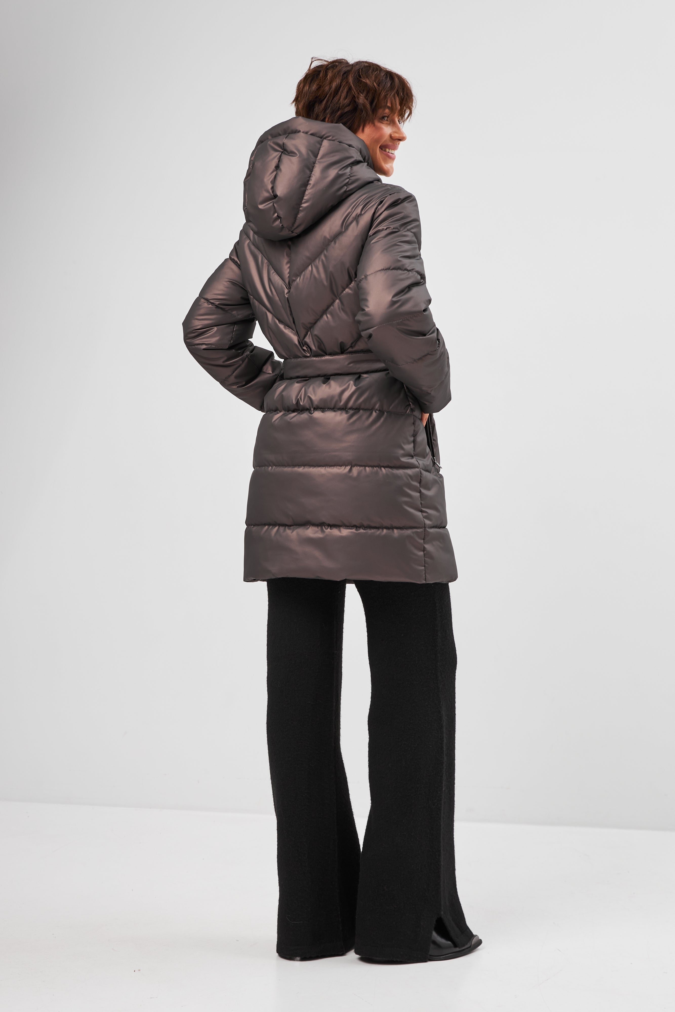 Коричневий (шоколадний)