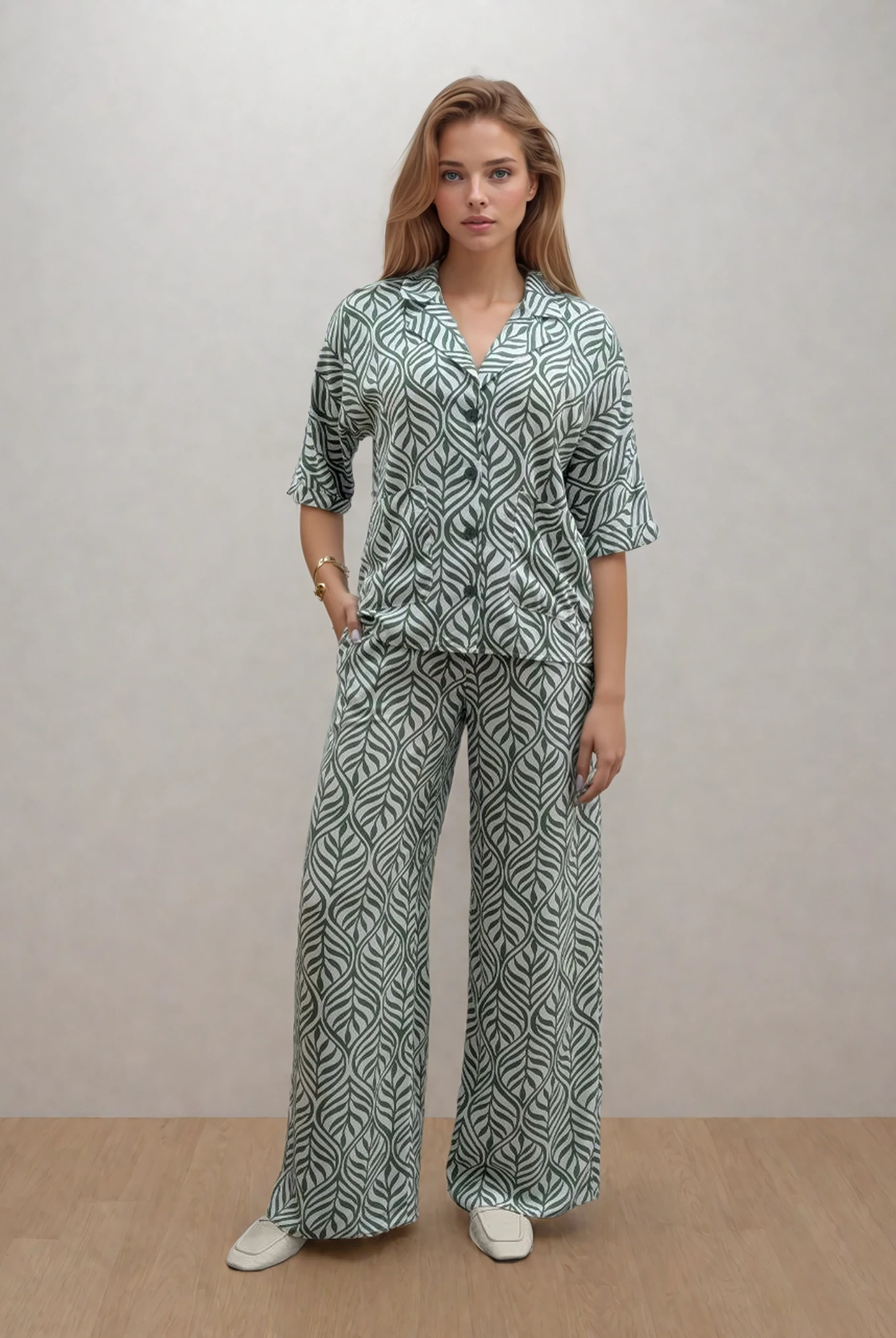 Білий (зелені листя)