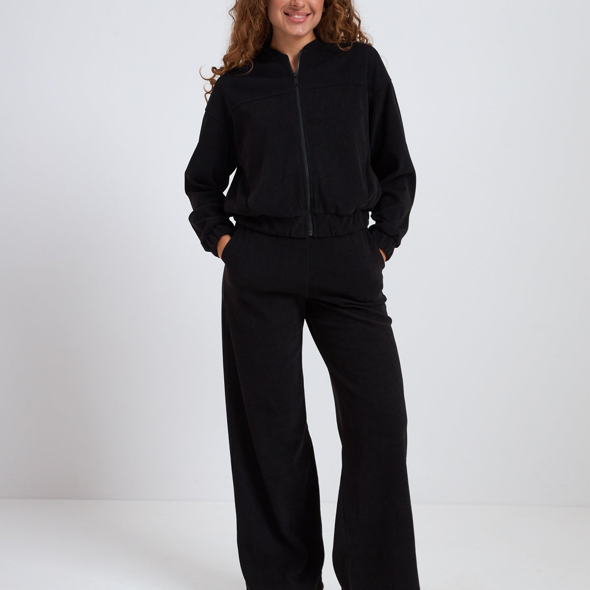 Штани вільні на резинці Лінда