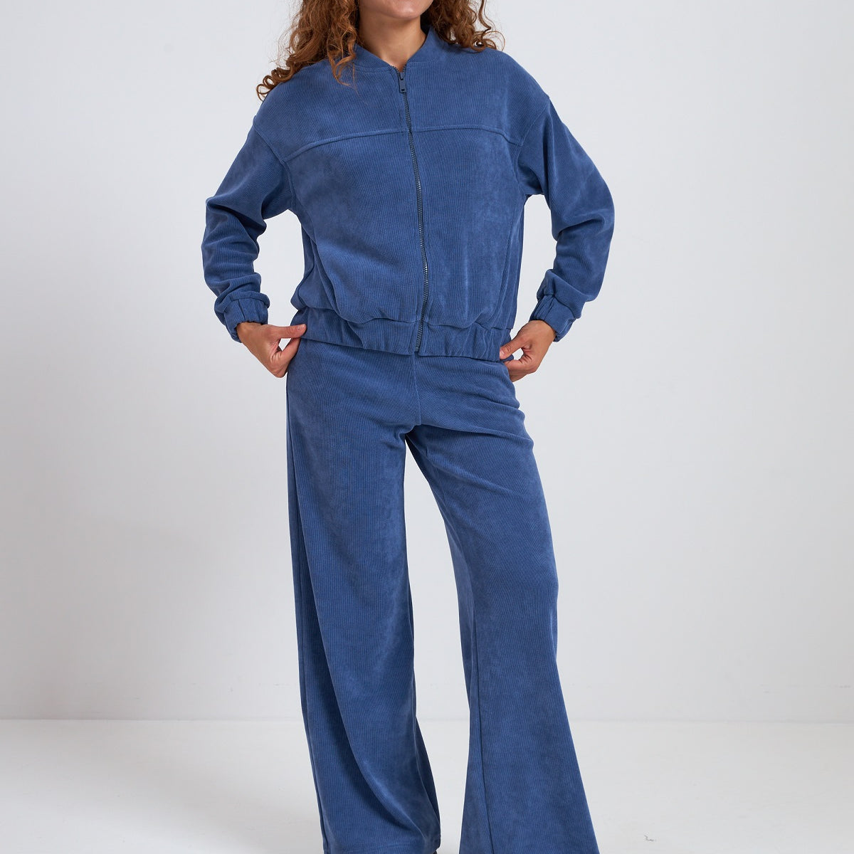 Штани вільні на резинці Лінда