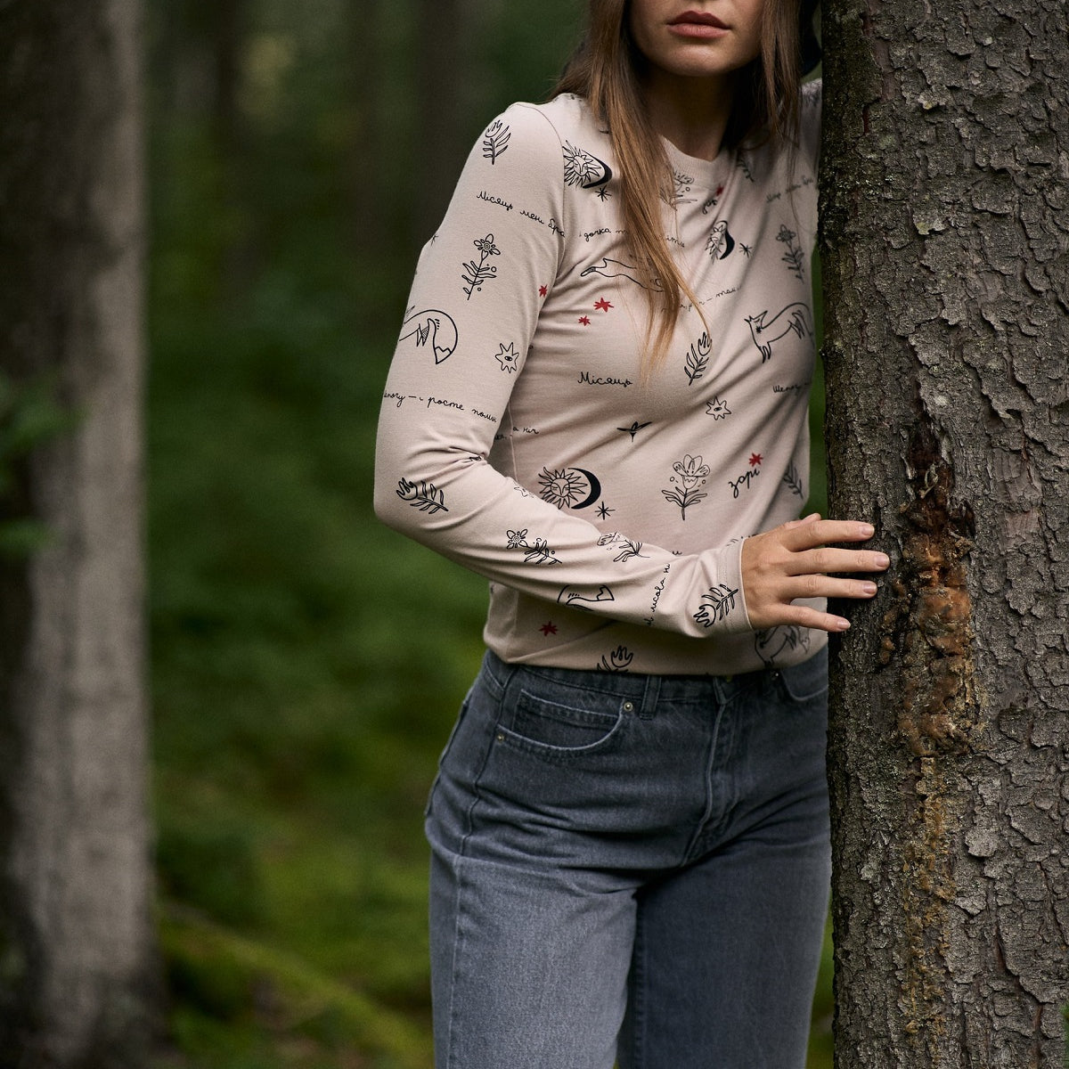 Лонгслів жіночий з принтом Лісова казка
