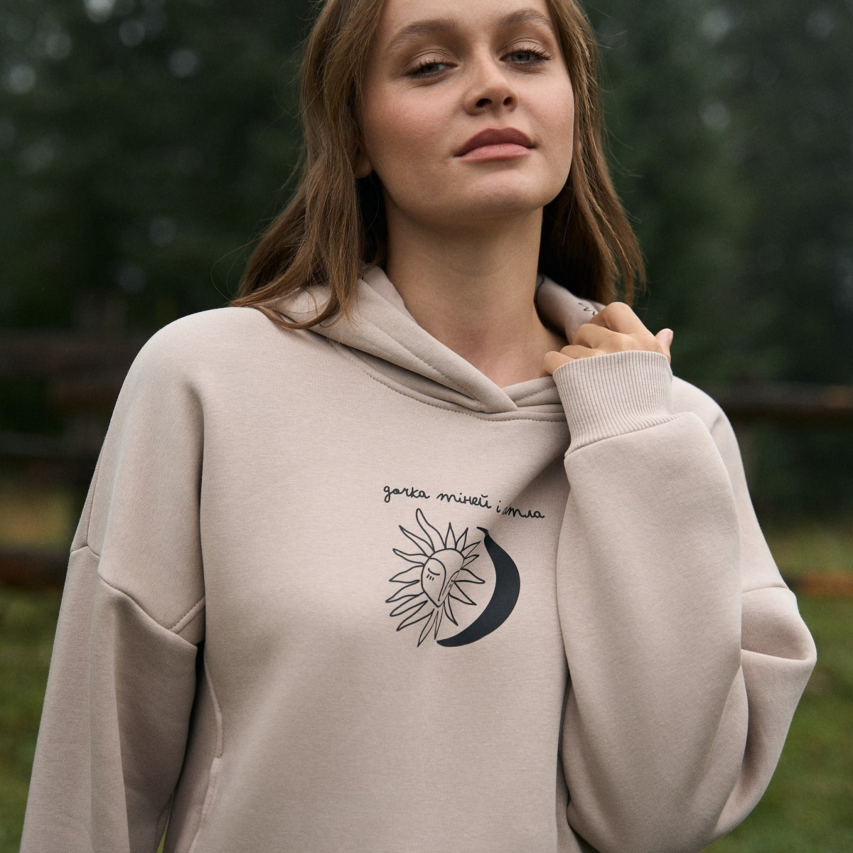 Худі жіноче з принтом Лісова казка