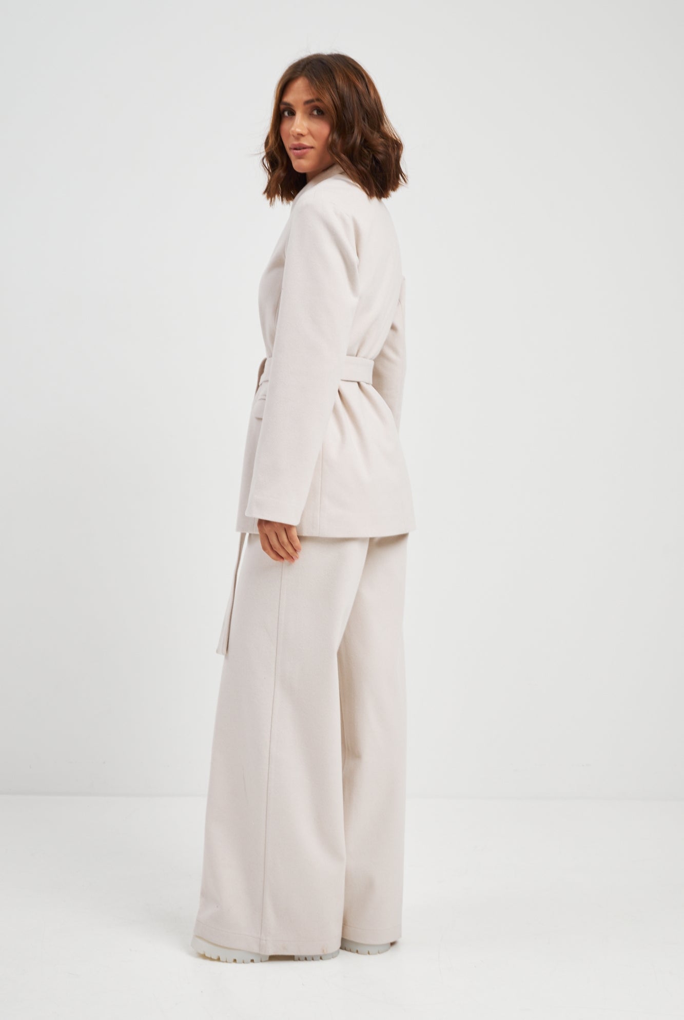 Бежевий (світлий)