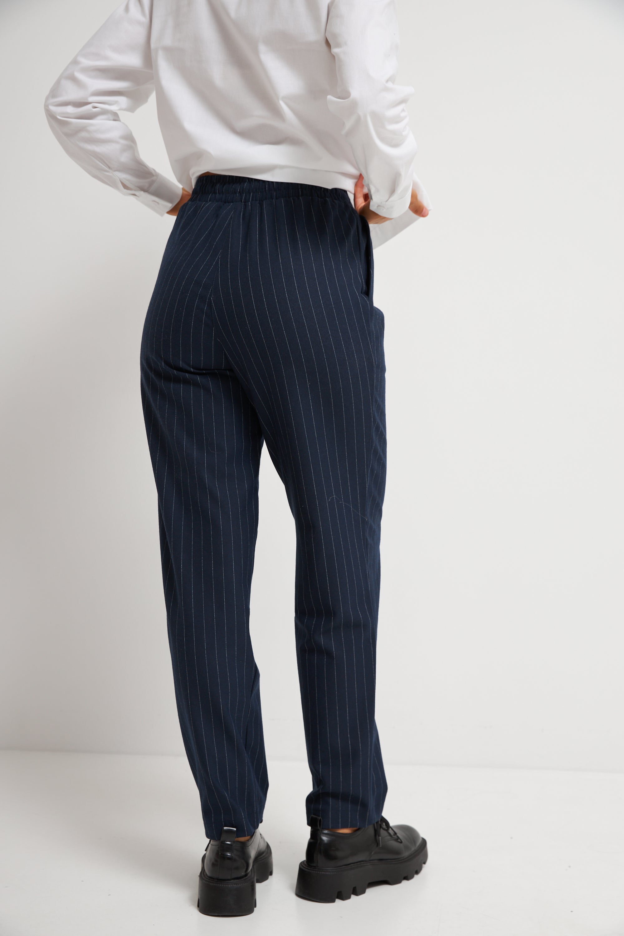 Синій (темний)