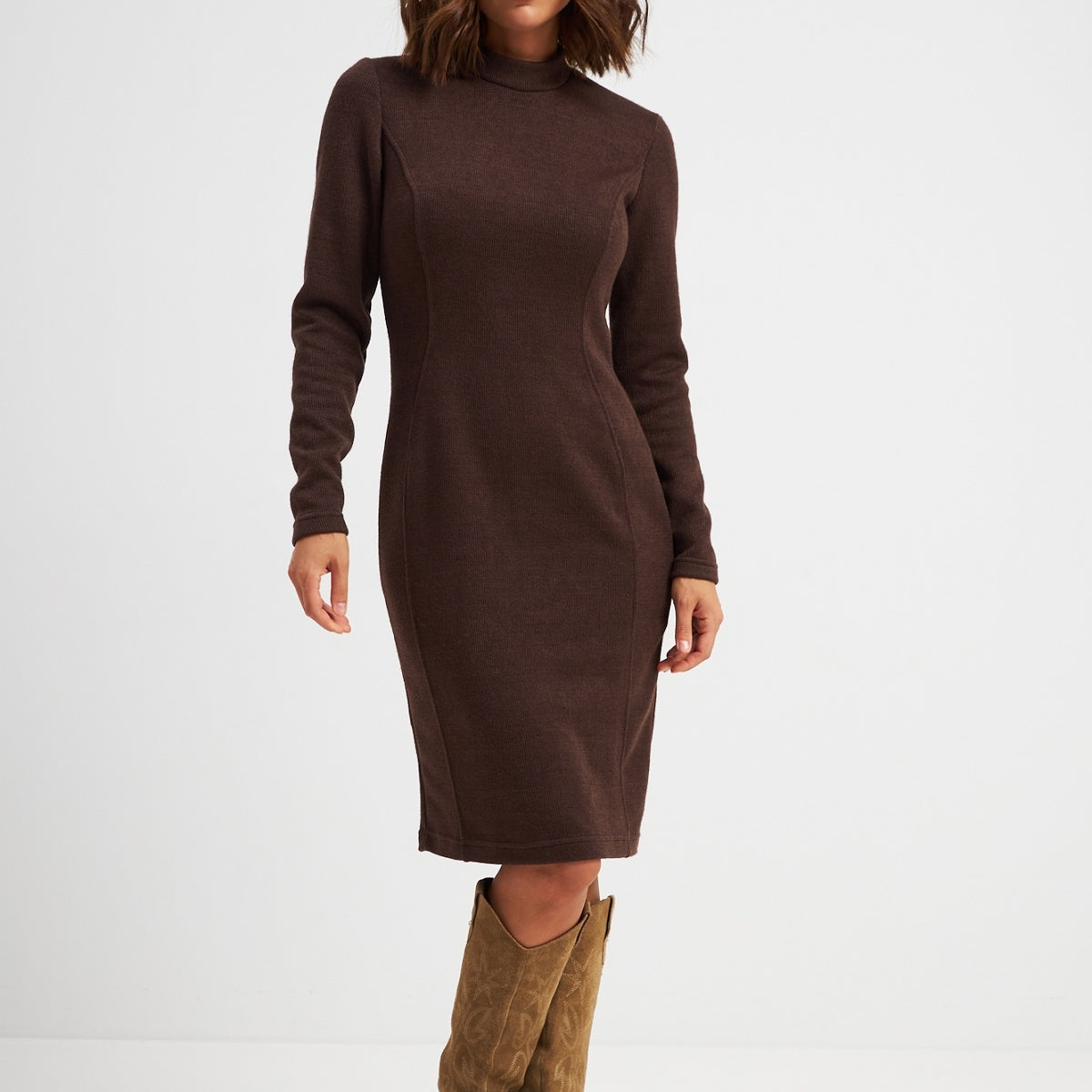 Сукня тепла з розрізом